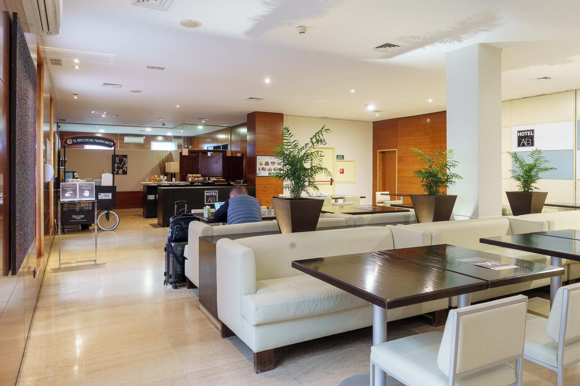 Vista Lobby Sercotel AB Arganda
