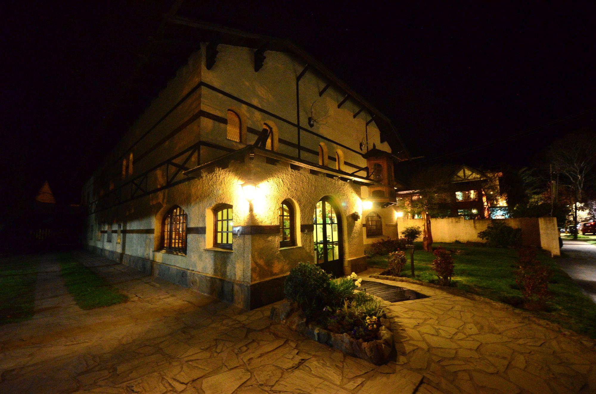 Vista Exterior Hostería La Posta del Cazador