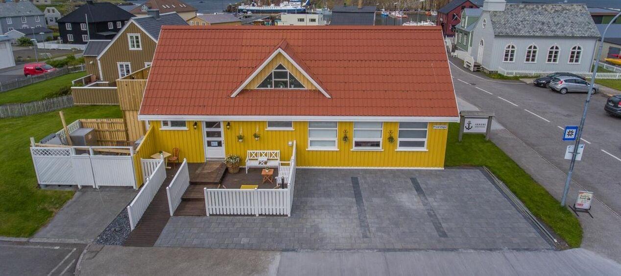 Varios Akkeri Guesthouse