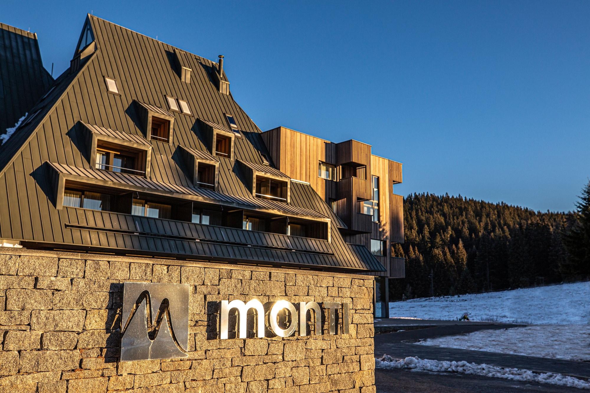 Vista Exterior Hotel Monti Spa&Wellness