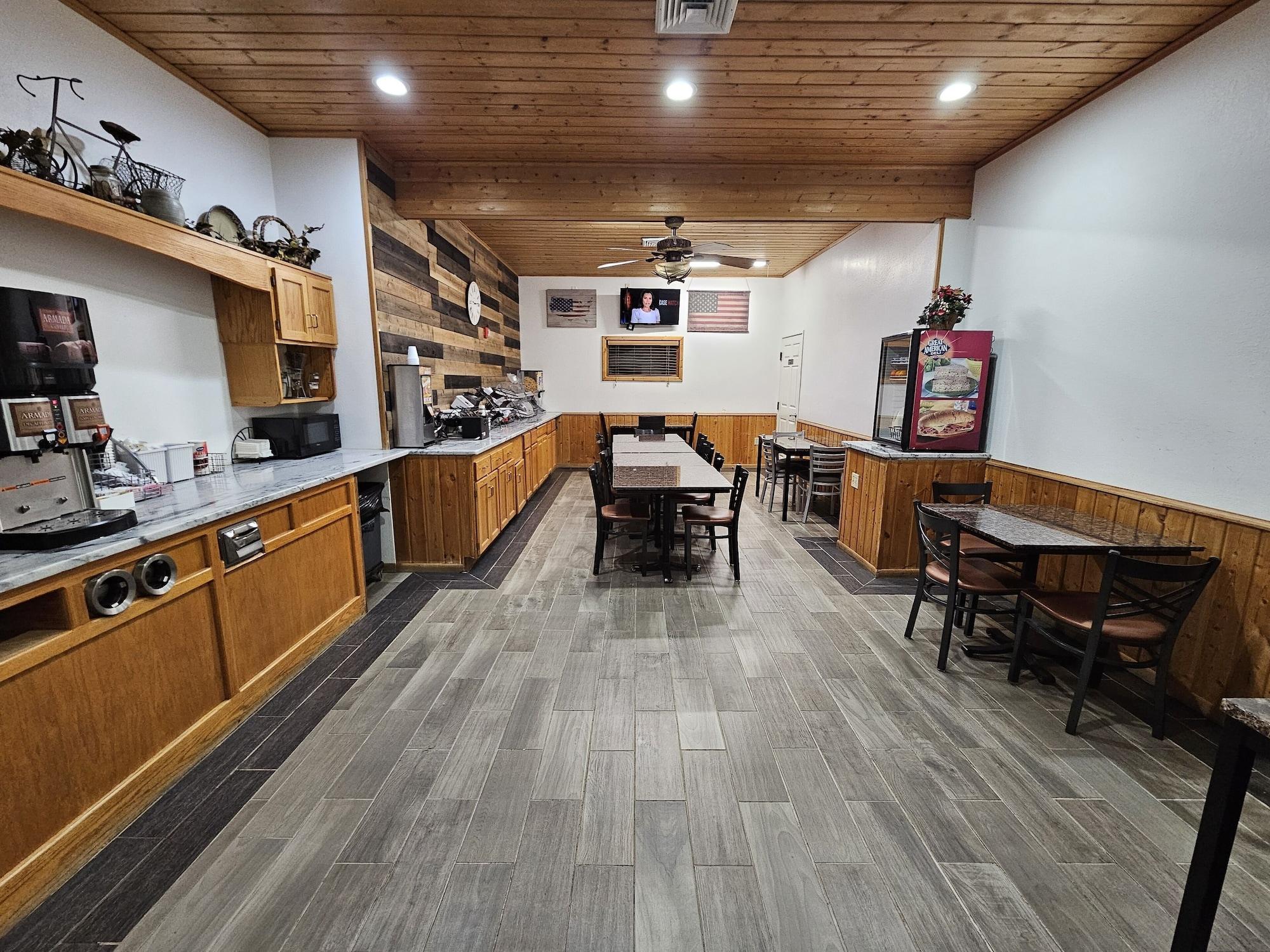 Restaurant Baymont by Wyndham Baldwin