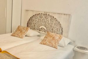 Alquiler Vacacional - Central apartment in a quiet area, free parking, wifi, 10minute from cathedral