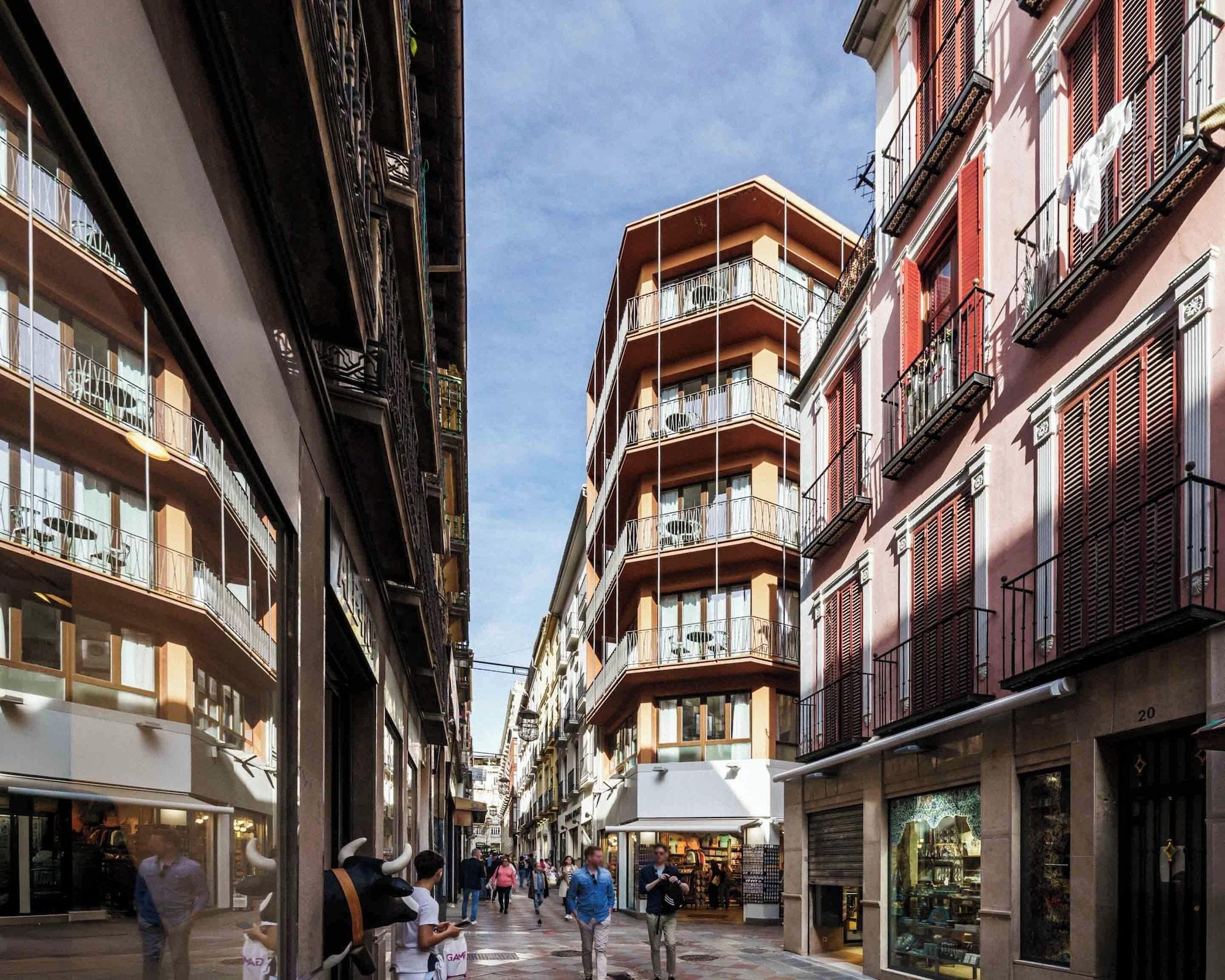 Vista Exterior limehome Granada Calle Lopez Rubio