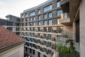 Alojamiento - Hotel Emerald & Suites by Continental Group
