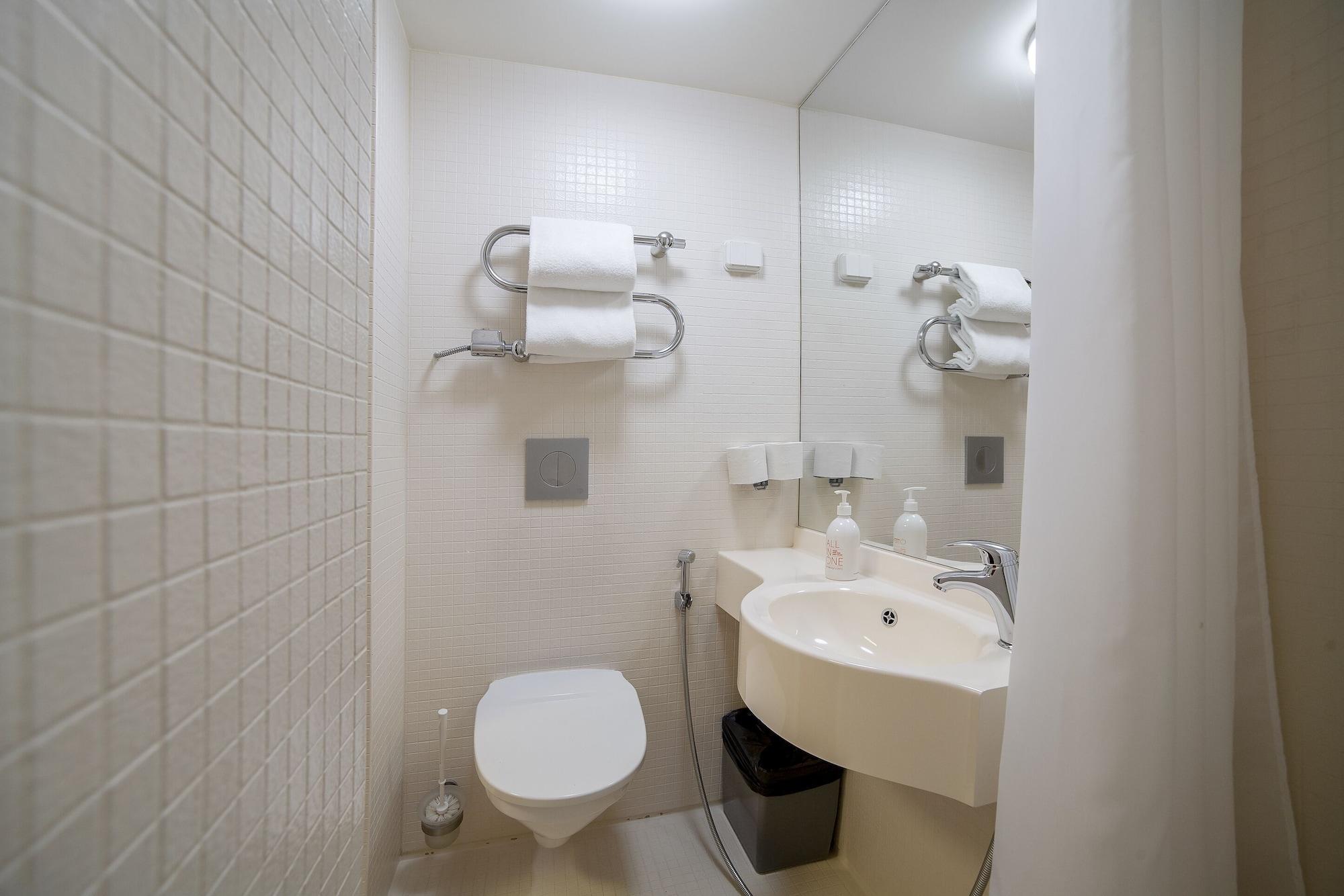 Equipamiento de Habitación Omena Hotel Helsinki City Center