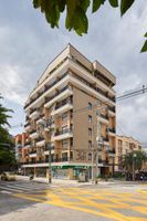 Alojamiento - 30 Living Suites