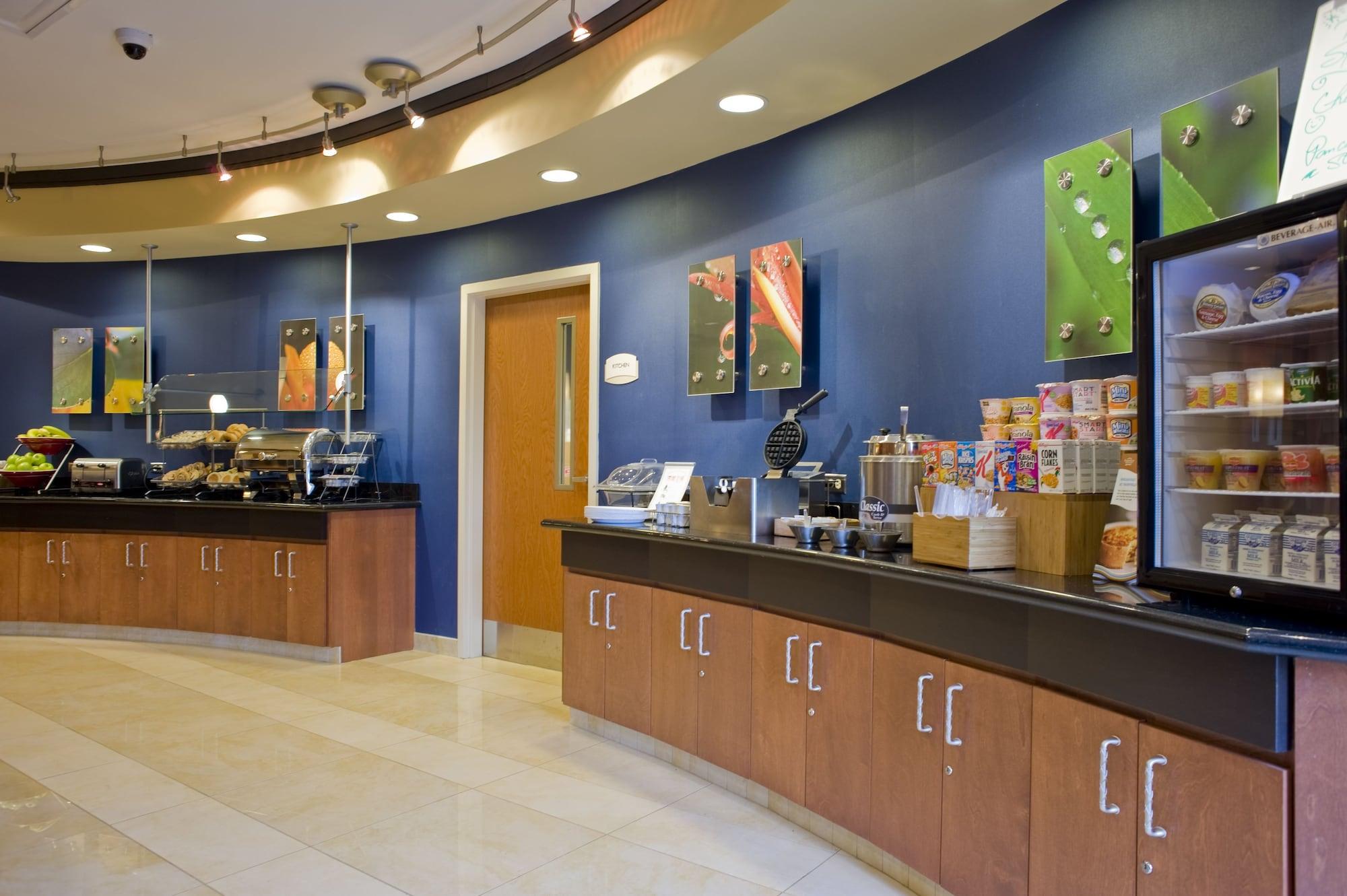 Restaurant Fairfield Inn & Suites Columbus