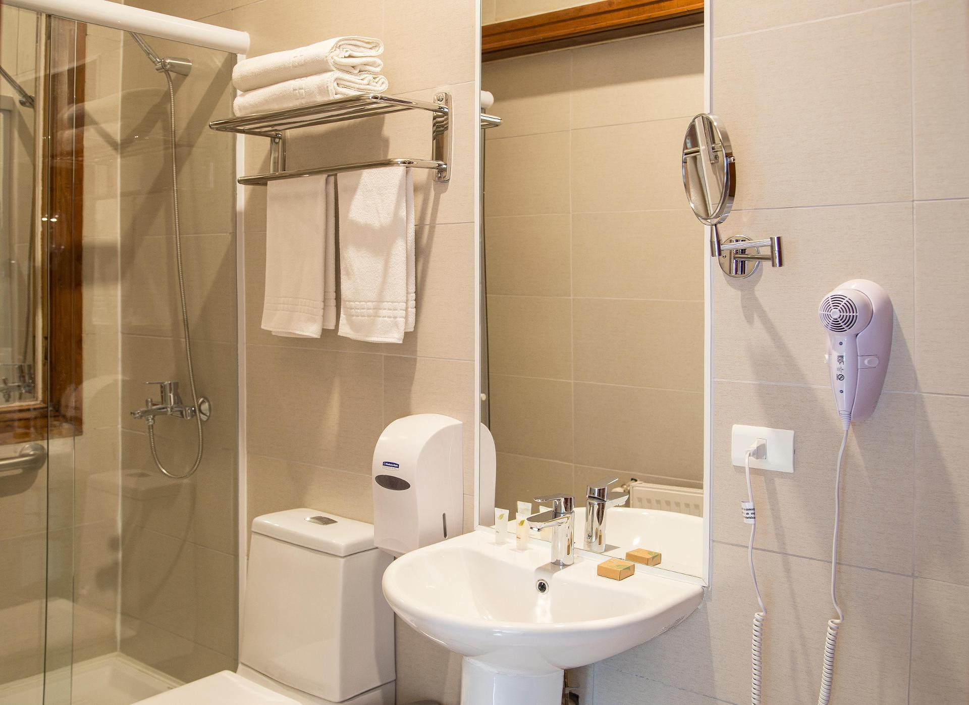 Equipamiento de Habitación CASONA LORETO