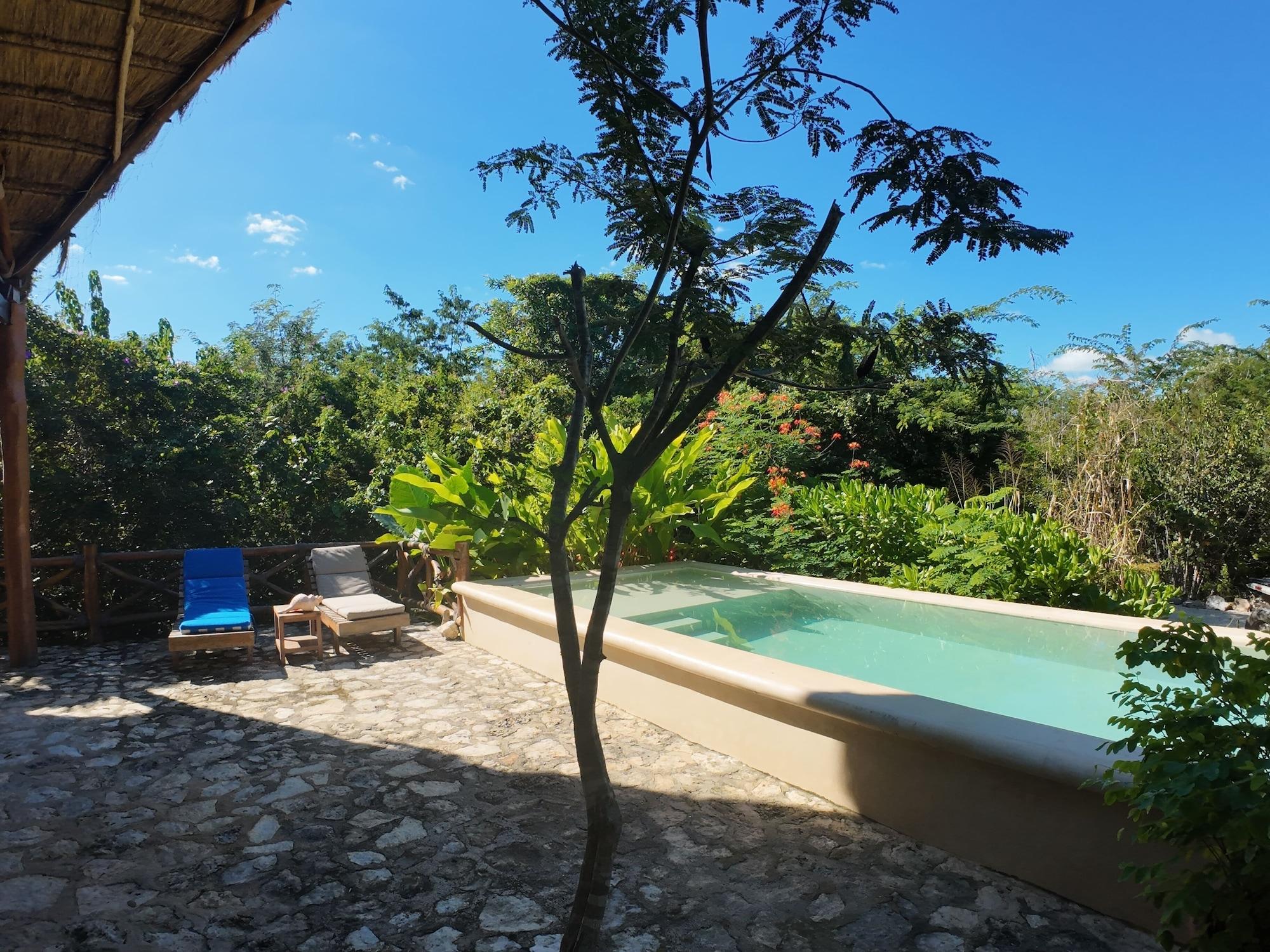 Varios Aldea Maya Valladolid