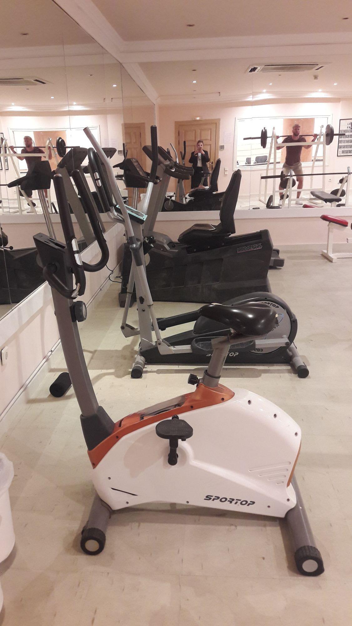 Gimnasio Palace Appart Hôtel