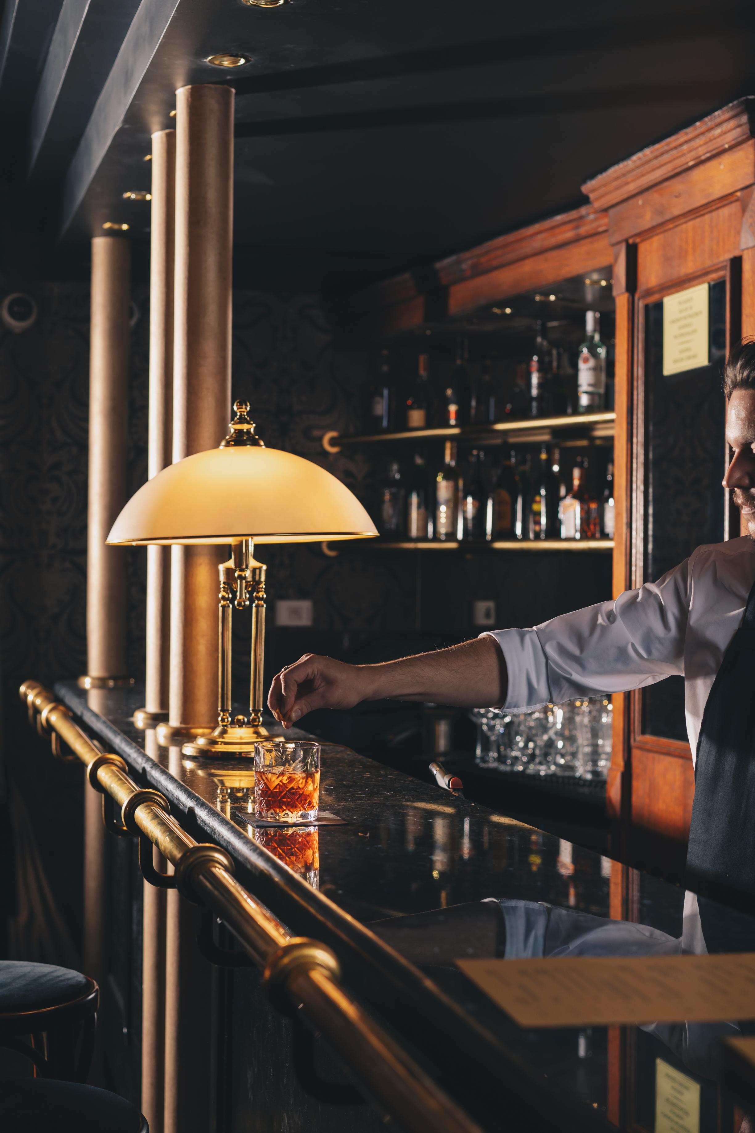 Bar/Salón Hotel H15 Francuski Old Town - Destigo Hotels