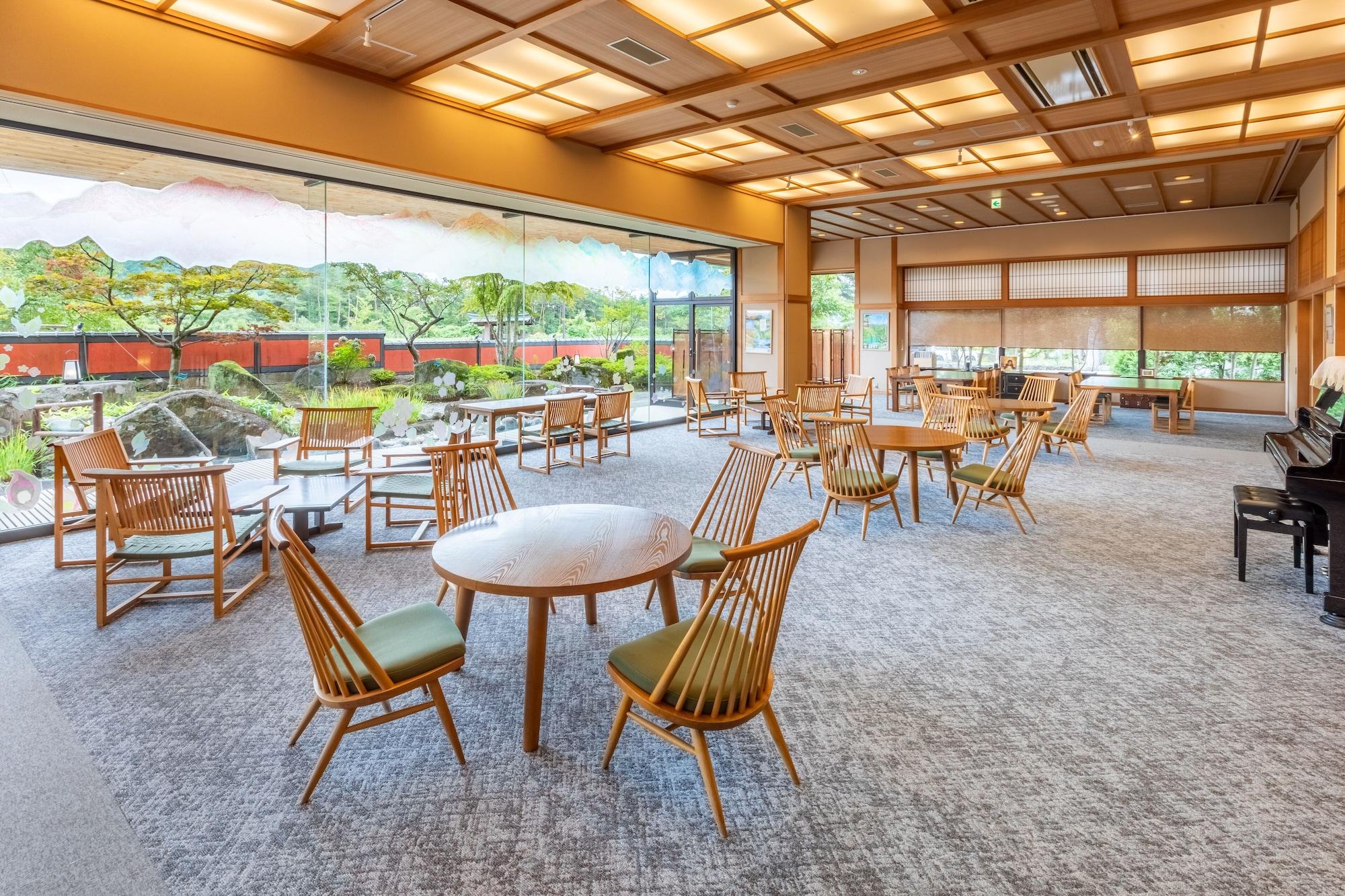 Bar/Salón Hotel Keisui