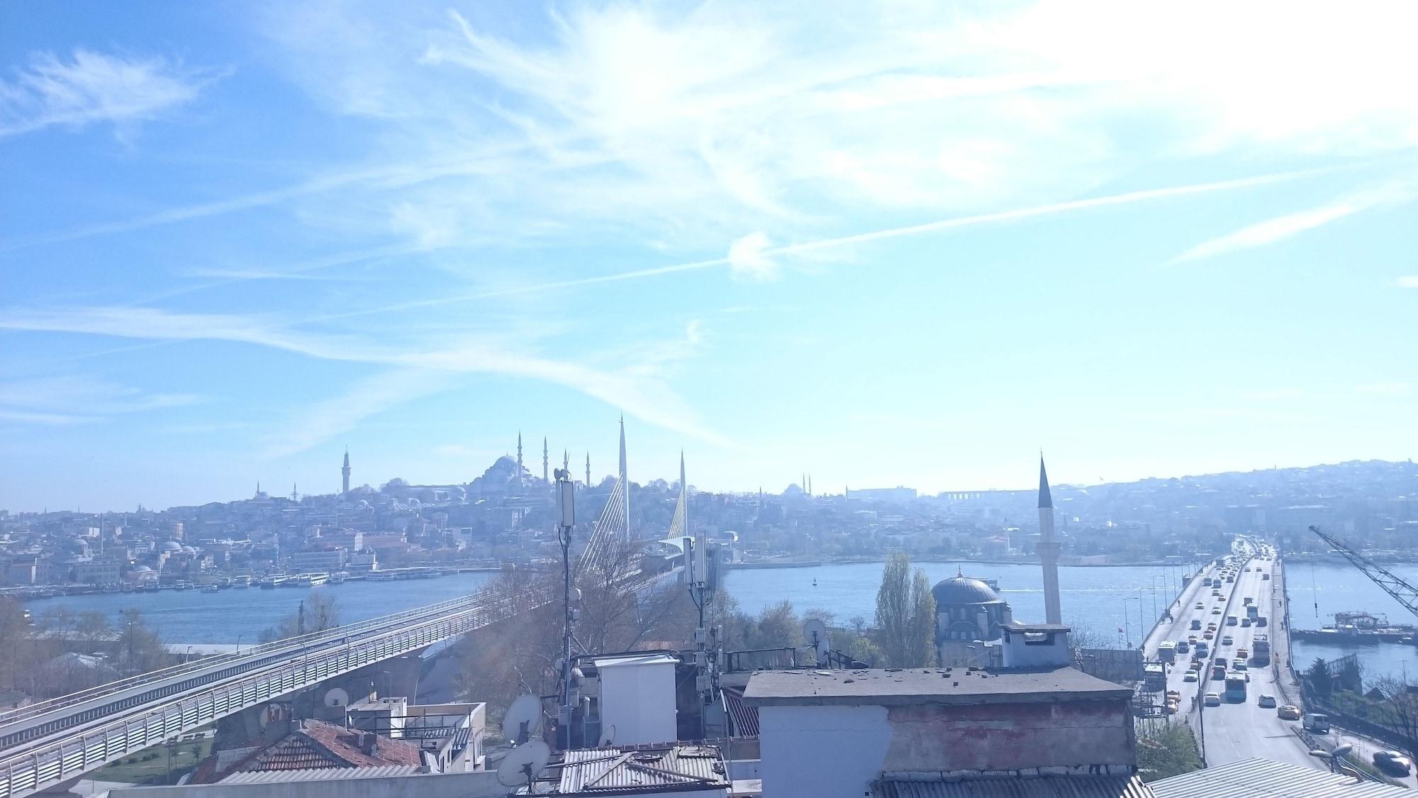 Vista Exterior Perla Galata Hotel