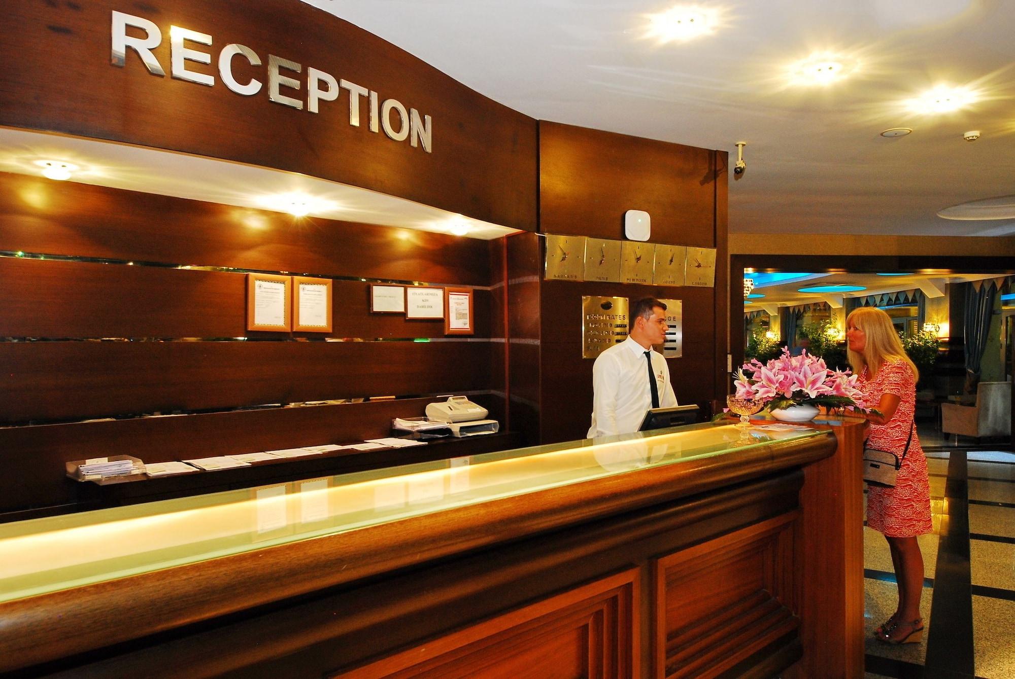Vista Lobby Grand Pasa Hotel - All Inclusive