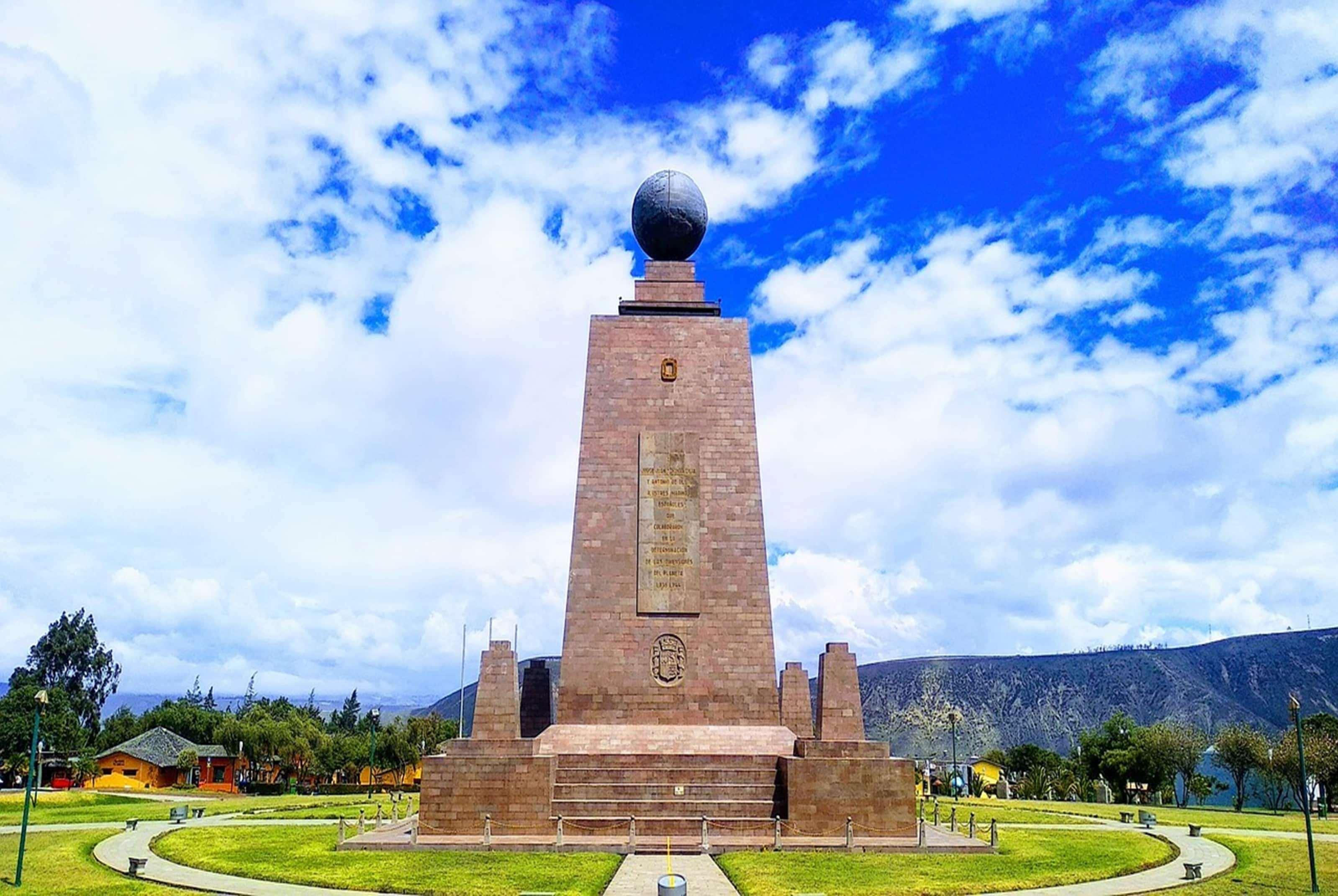 Vista Exterior La Quinta by Wyndham Quito