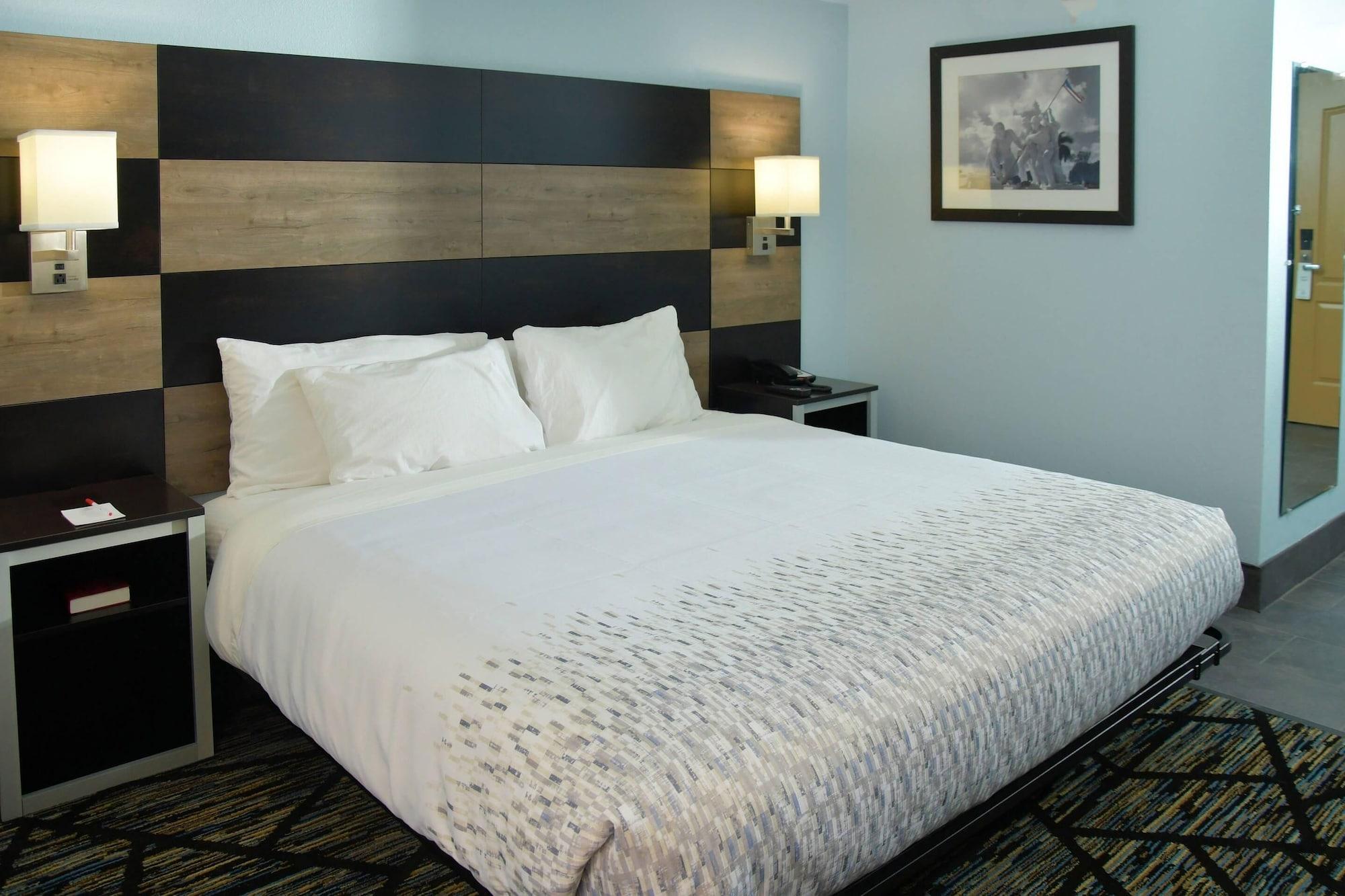 Habitación Clarion Pointe Jacksonville near Camp Lejeune