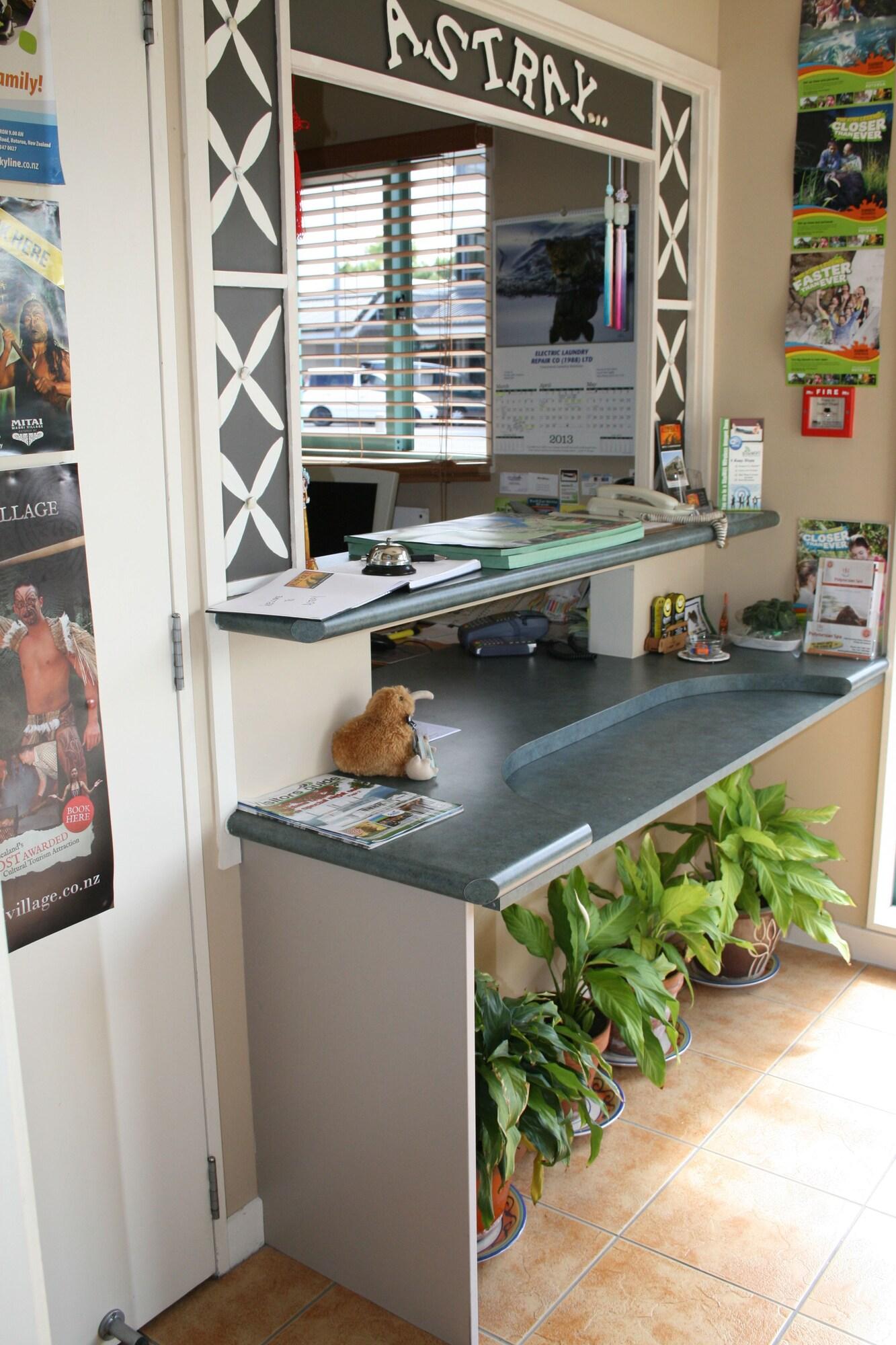 Vista Lobby Astray Motel