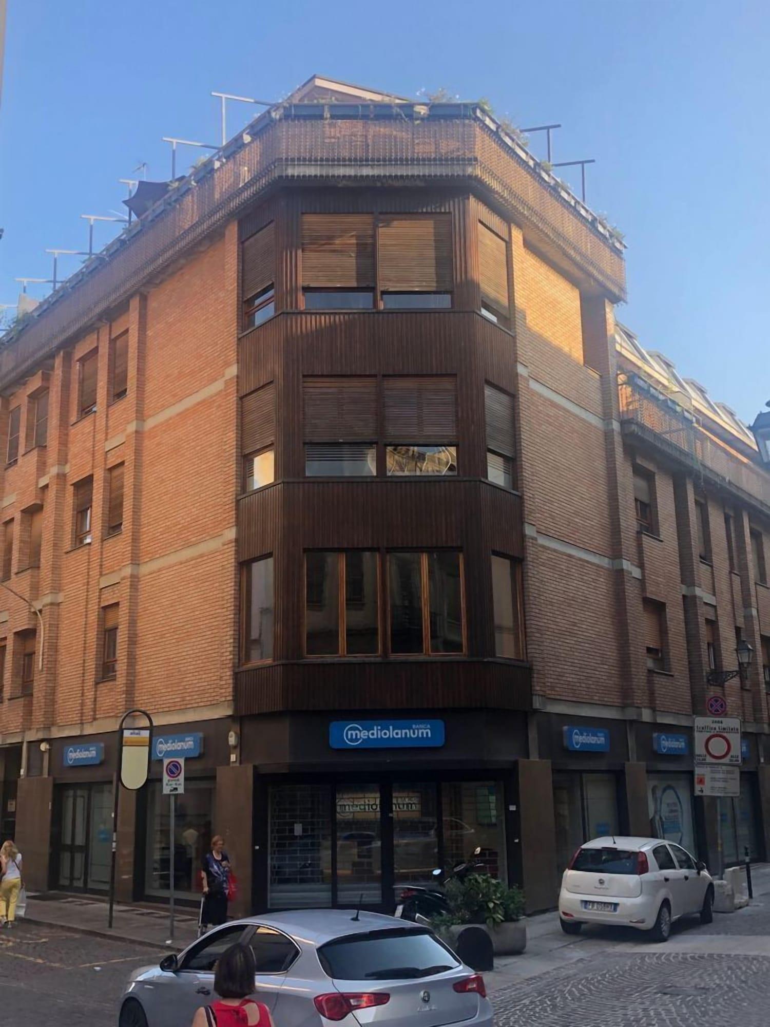 Vista Exterior Hermoso Housing