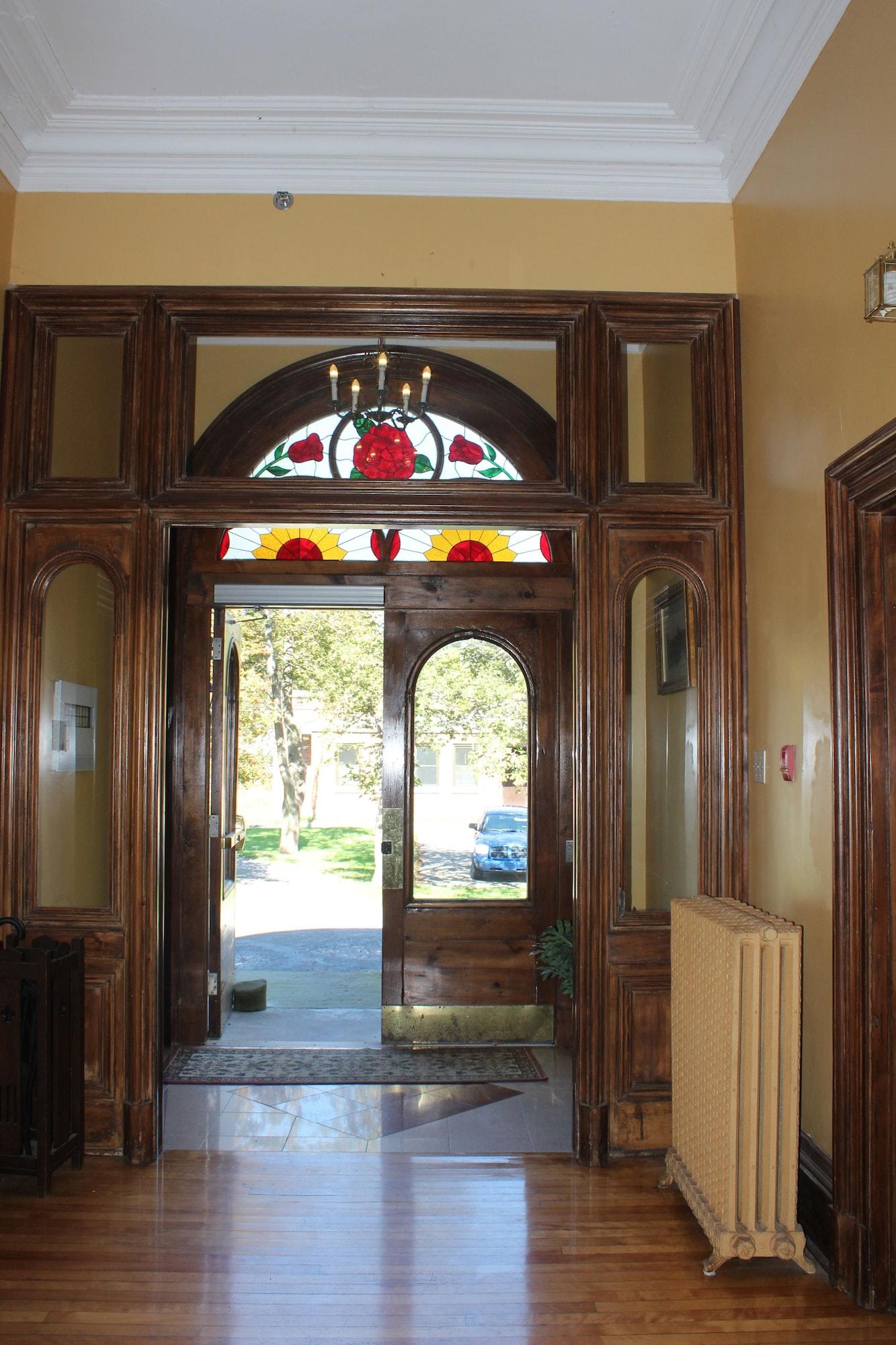Vista Lobby The Customs House Inn