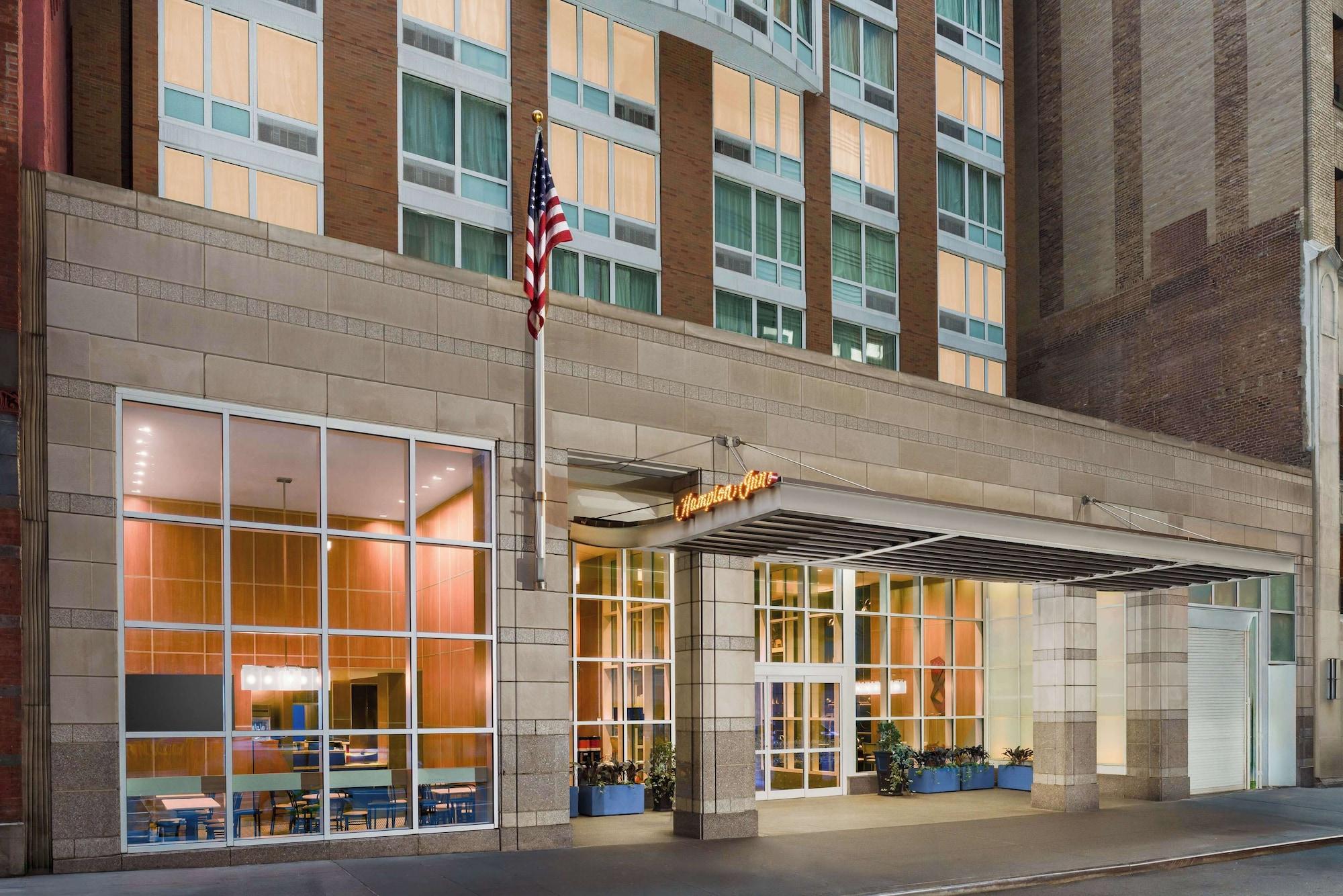 Vista Exterior Hampton Inn Manhattan/Times Square Central