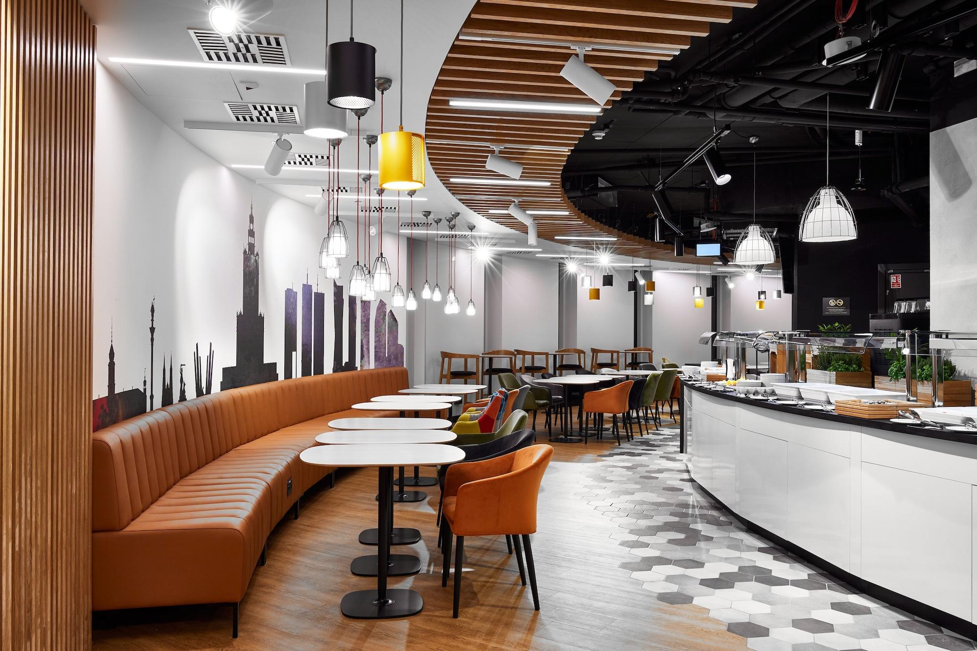Restaurant Holiday Inn Express Warsaw - The HUB by IHG
