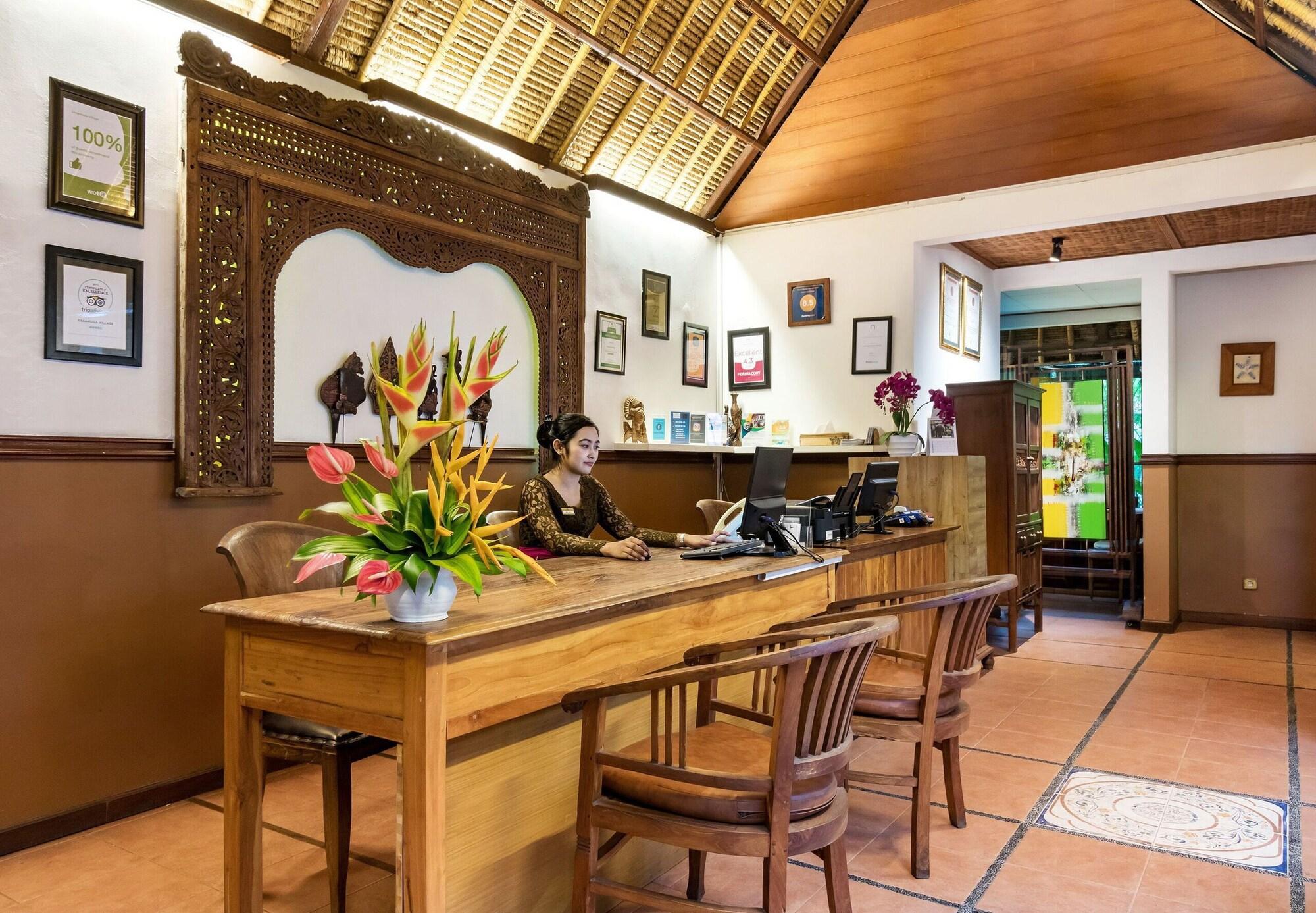 Vista Lobby Desamuda Village