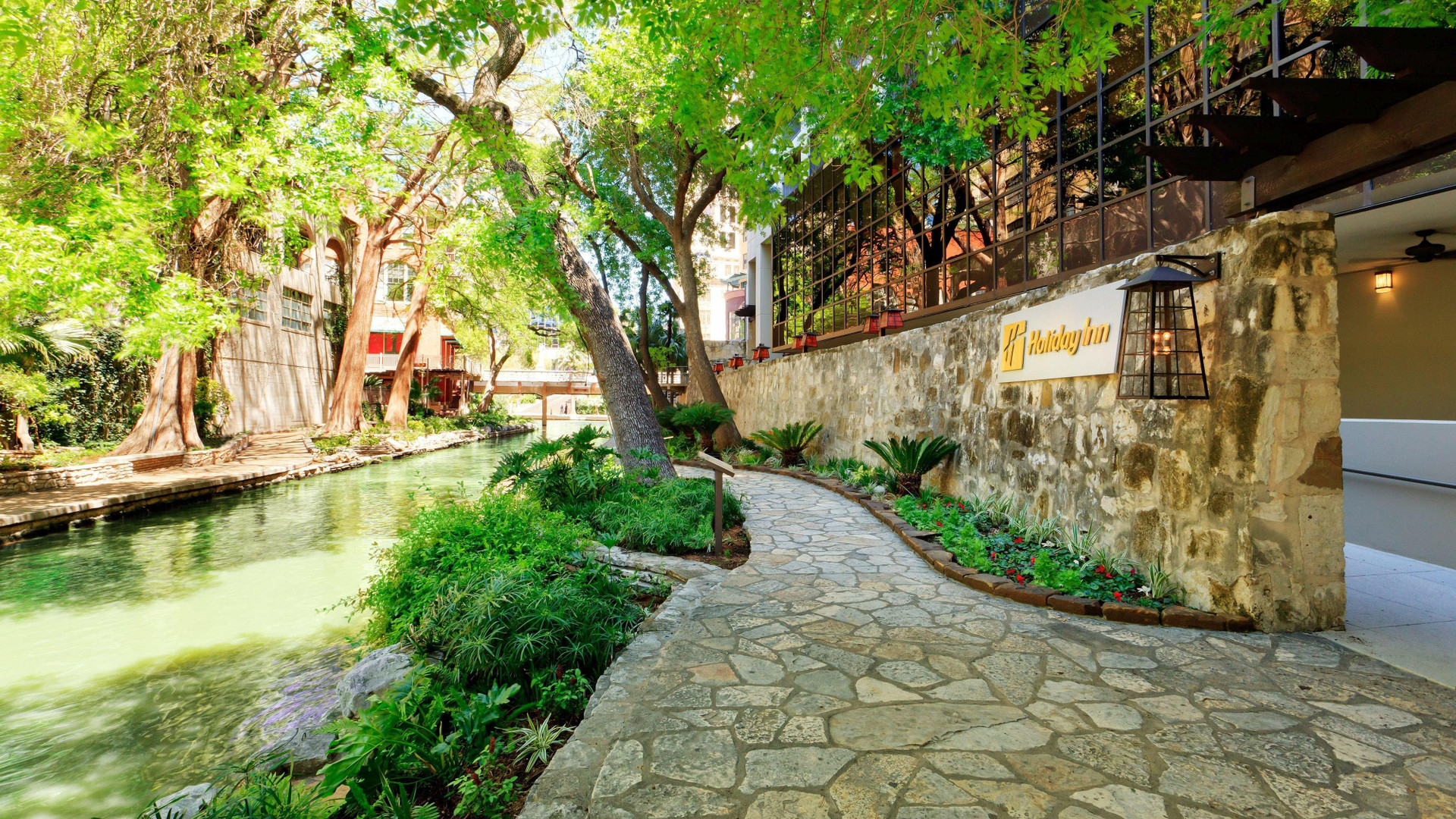 Vista Exterior Holiday Inn San Antonio - Riverwalk by IHG