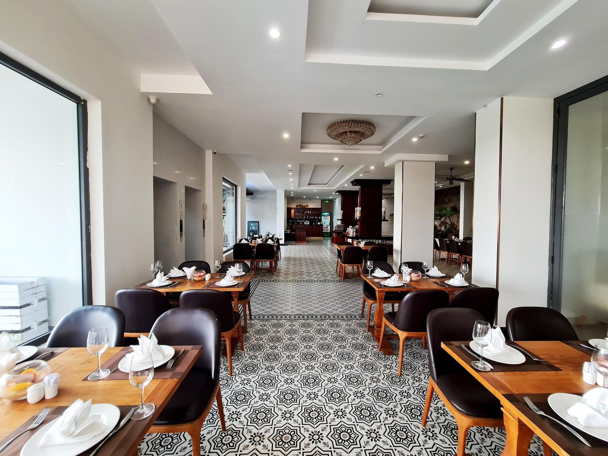 Restaurant Tom Hill Boutique Resort & Spa - Sea View