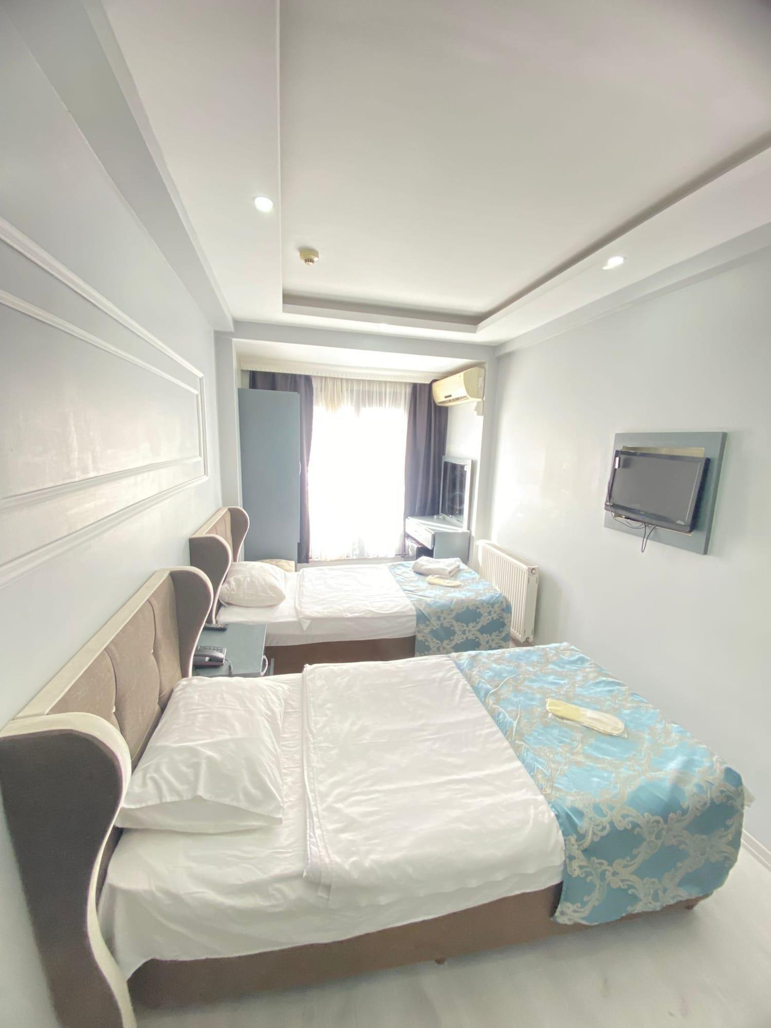 Varios Abam Hotel