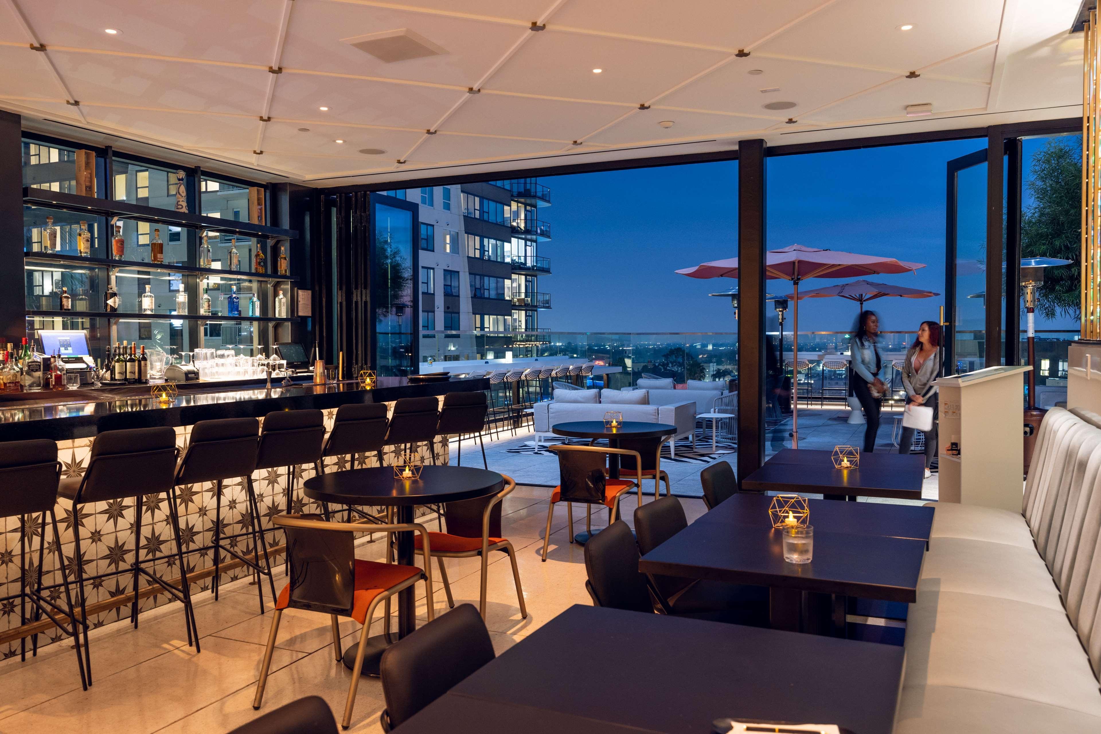 Bar/Salón The Godfrey Hotel Hollywood