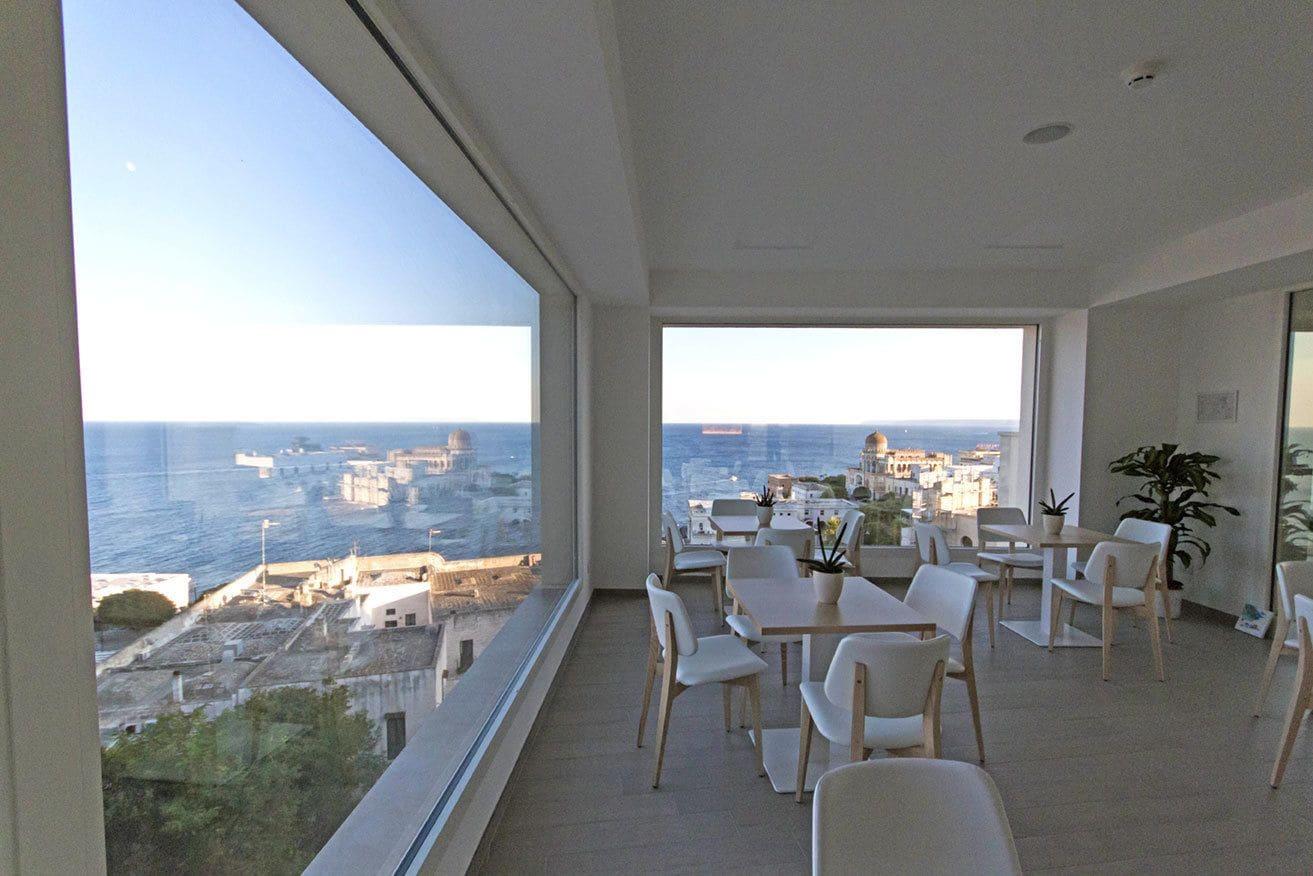 Bar/Salón Est Hotel