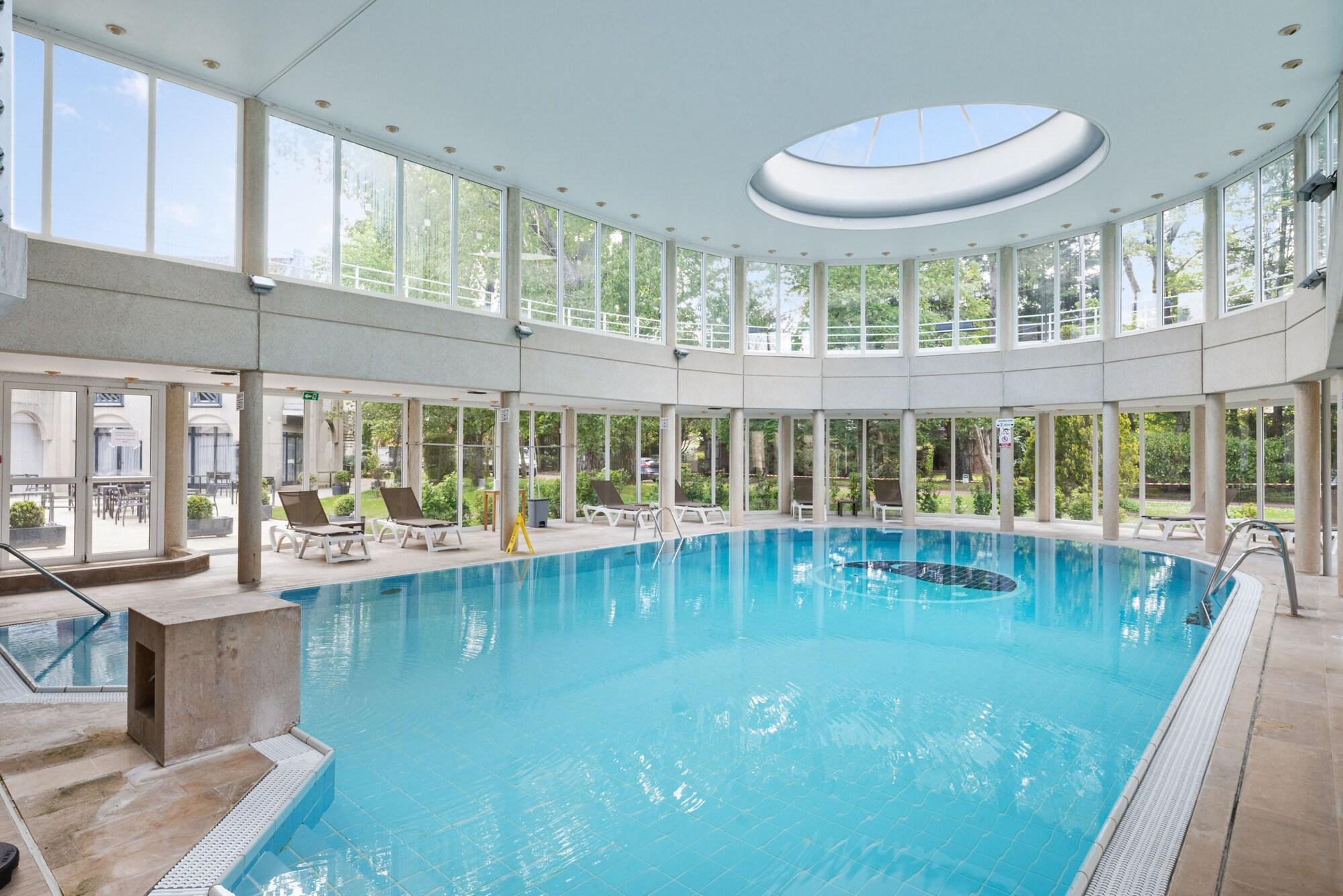 Varios Holiday Inn Resort Le Touquet by IHG