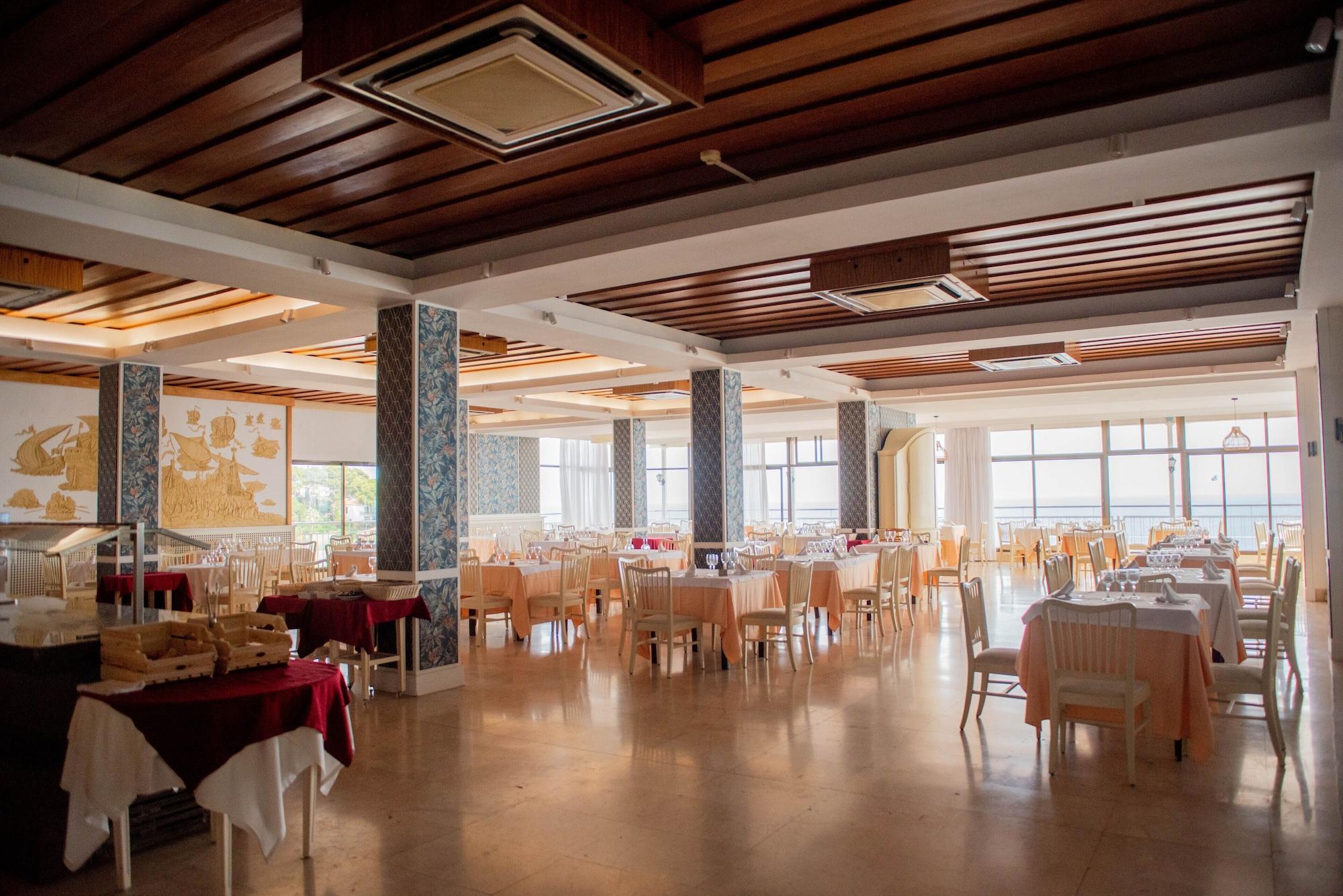 Restaurant Hotel Roger de Flor Seleqtta