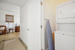 Alquiler Vacacional - New Listing!! Top Floor downtown condo, Park view and breezes, walk to the beach