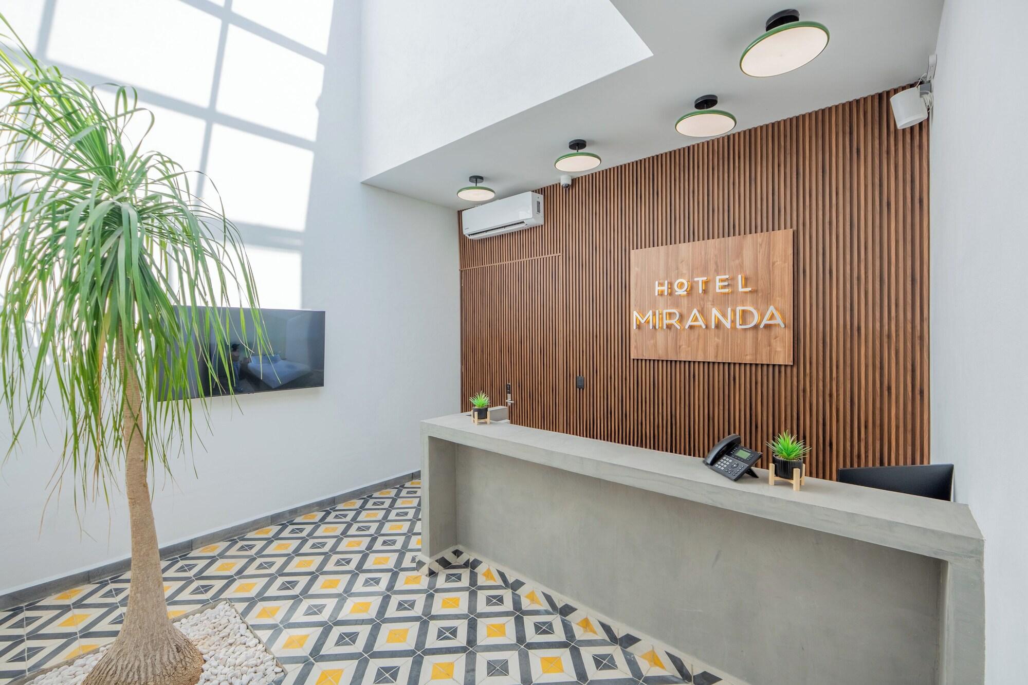 Varios Hotel Miranda