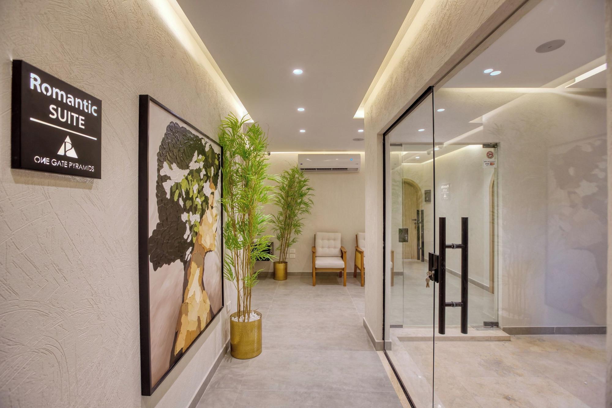 Vista Lobby ONE GATE Pyramids View INN