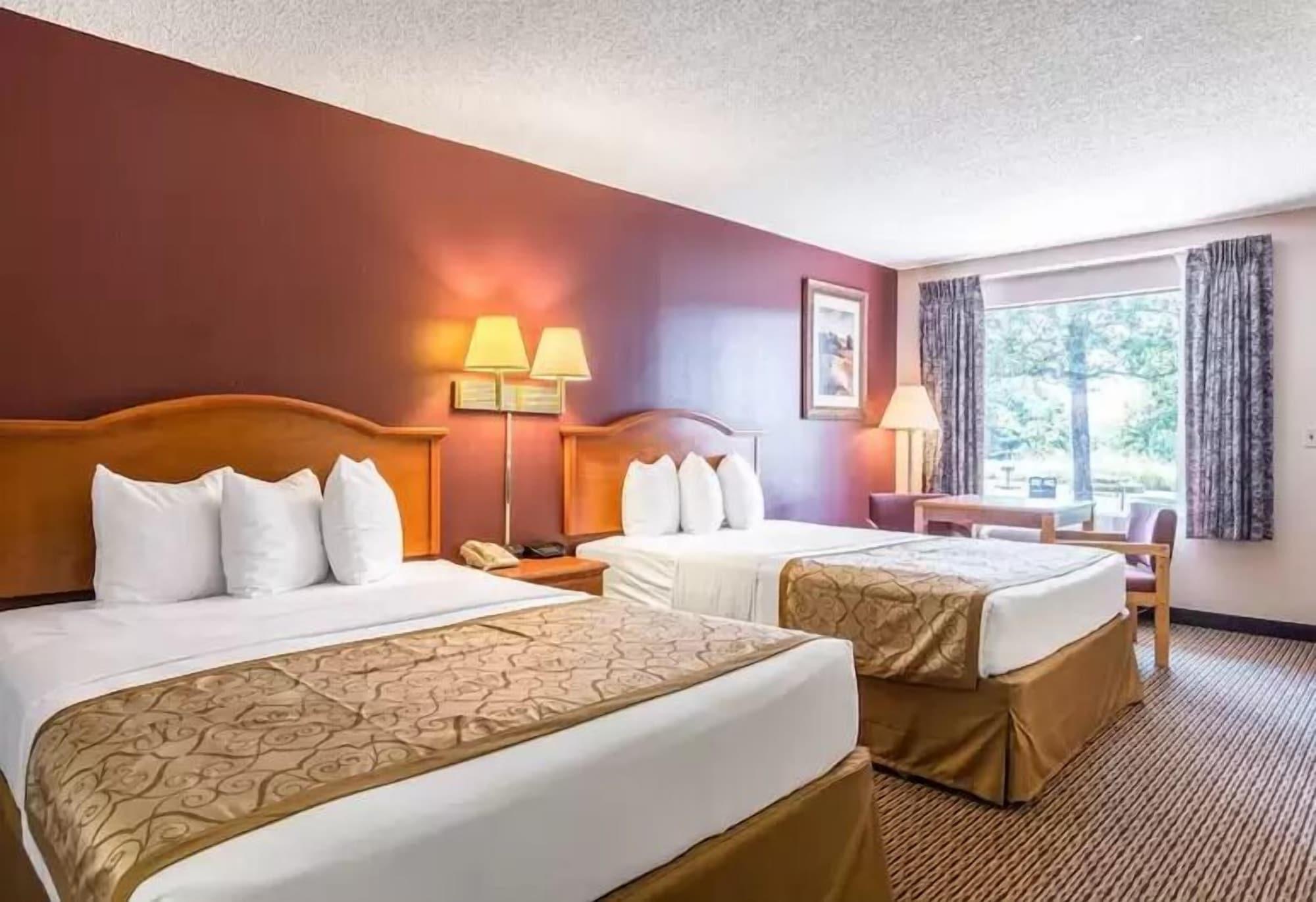 Habitación The Parkwood Inn & Suites