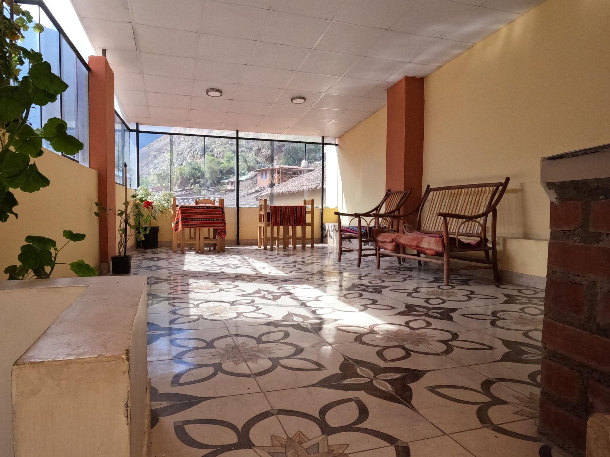 Comodidades del Alojamiento Hostal Apu Qhawarina