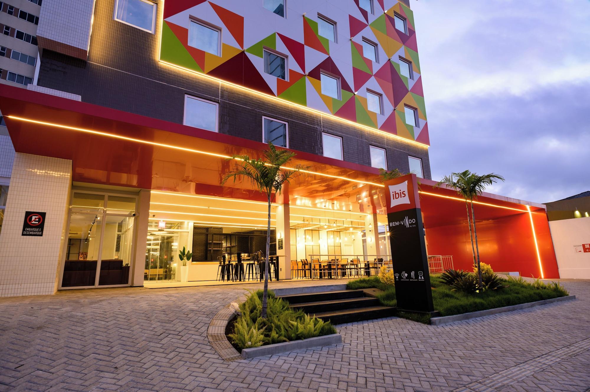 Vista Exterior Ibis Caruaru