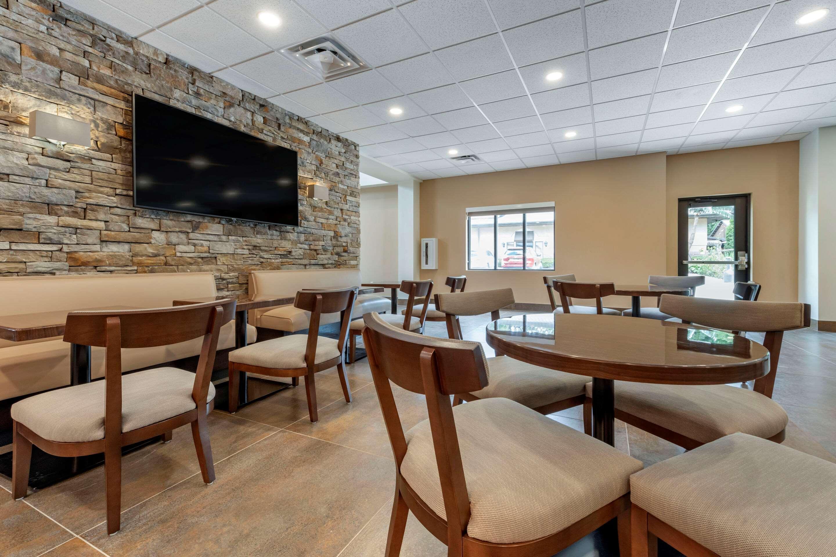 Restaurant The Cranberry, an Ascend Collection Hotel