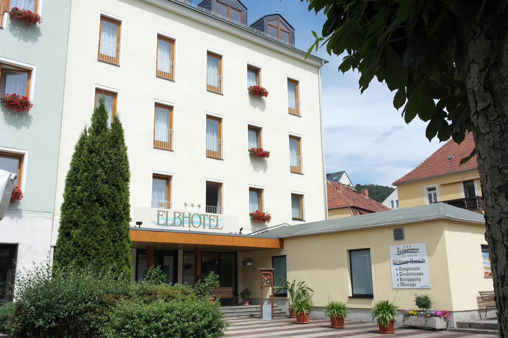 Vista Exterior Elbhotel Bad Schandau