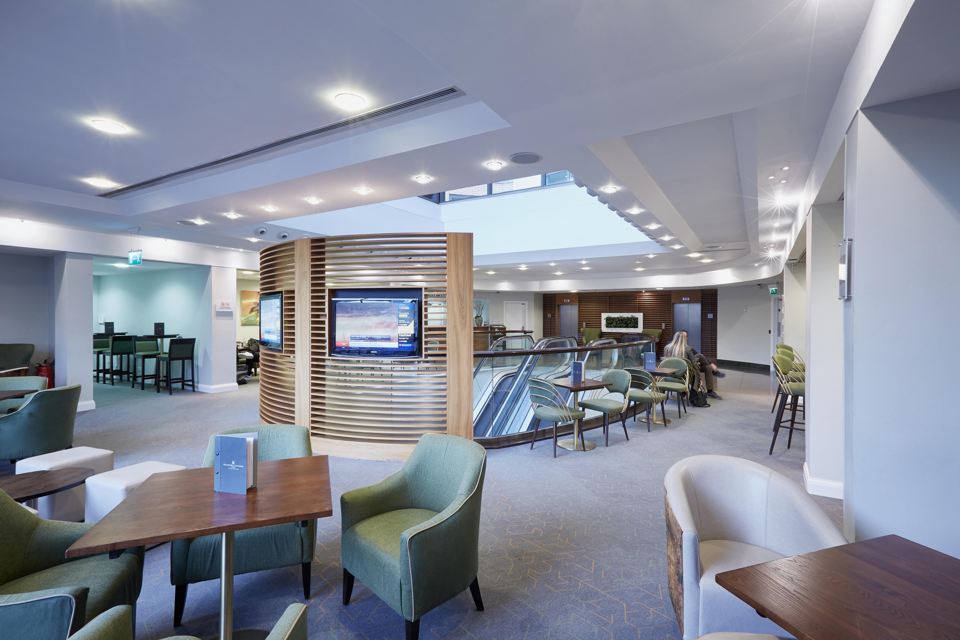 Vista Lobby Stamford Bridge Hotel London