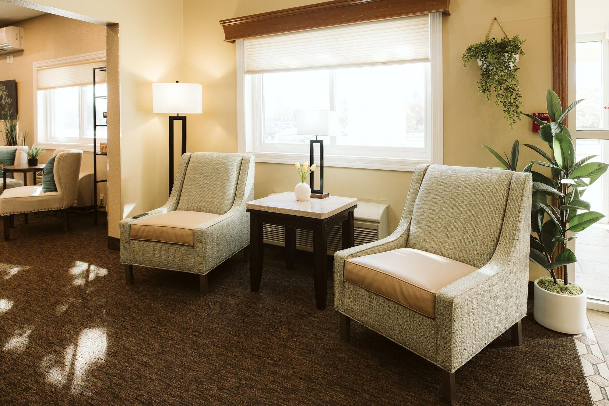 Vista Lobby EverSpring Suites