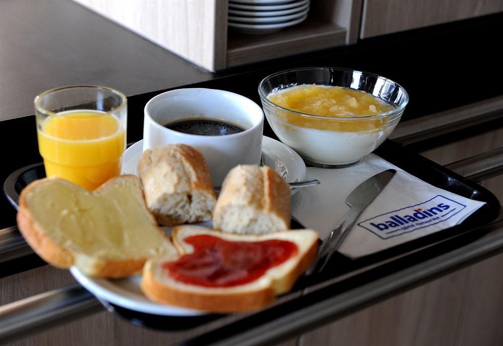 Restaurant Welcomotel Les Mureaux