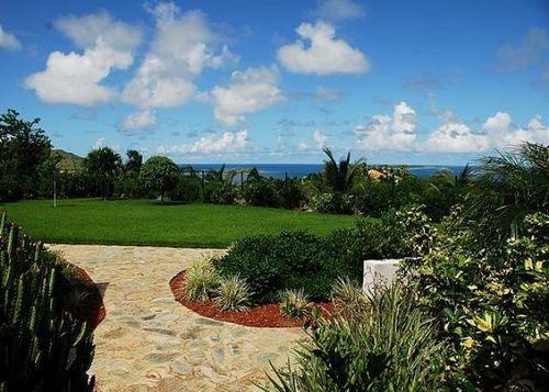 Playa Belle Vue 4 Br villa by RedAwning