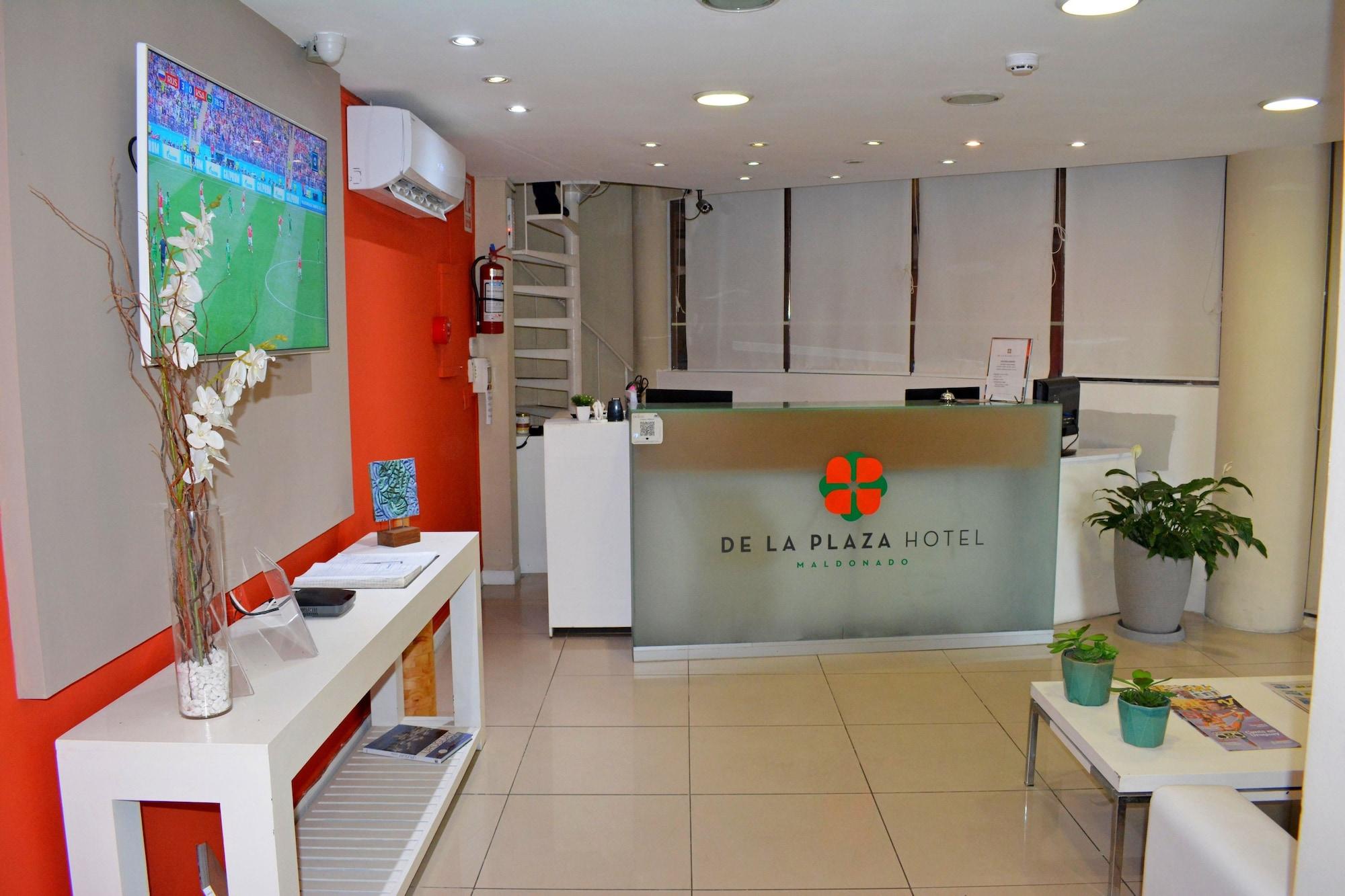 Varios De la Plaza Hotel