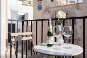 Renta temporal - Apt. Santa in the old town, unsoperable views and just 3 minutes from the beach