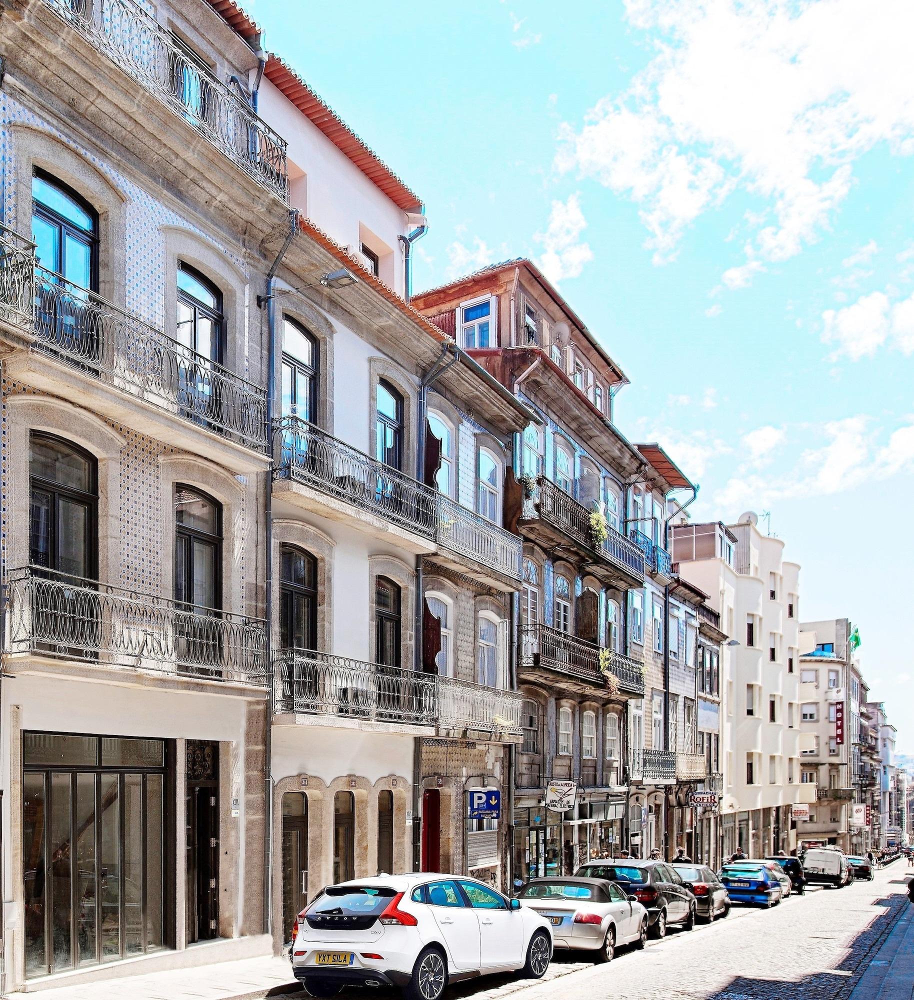 Vista Exterior BO - Almada 346