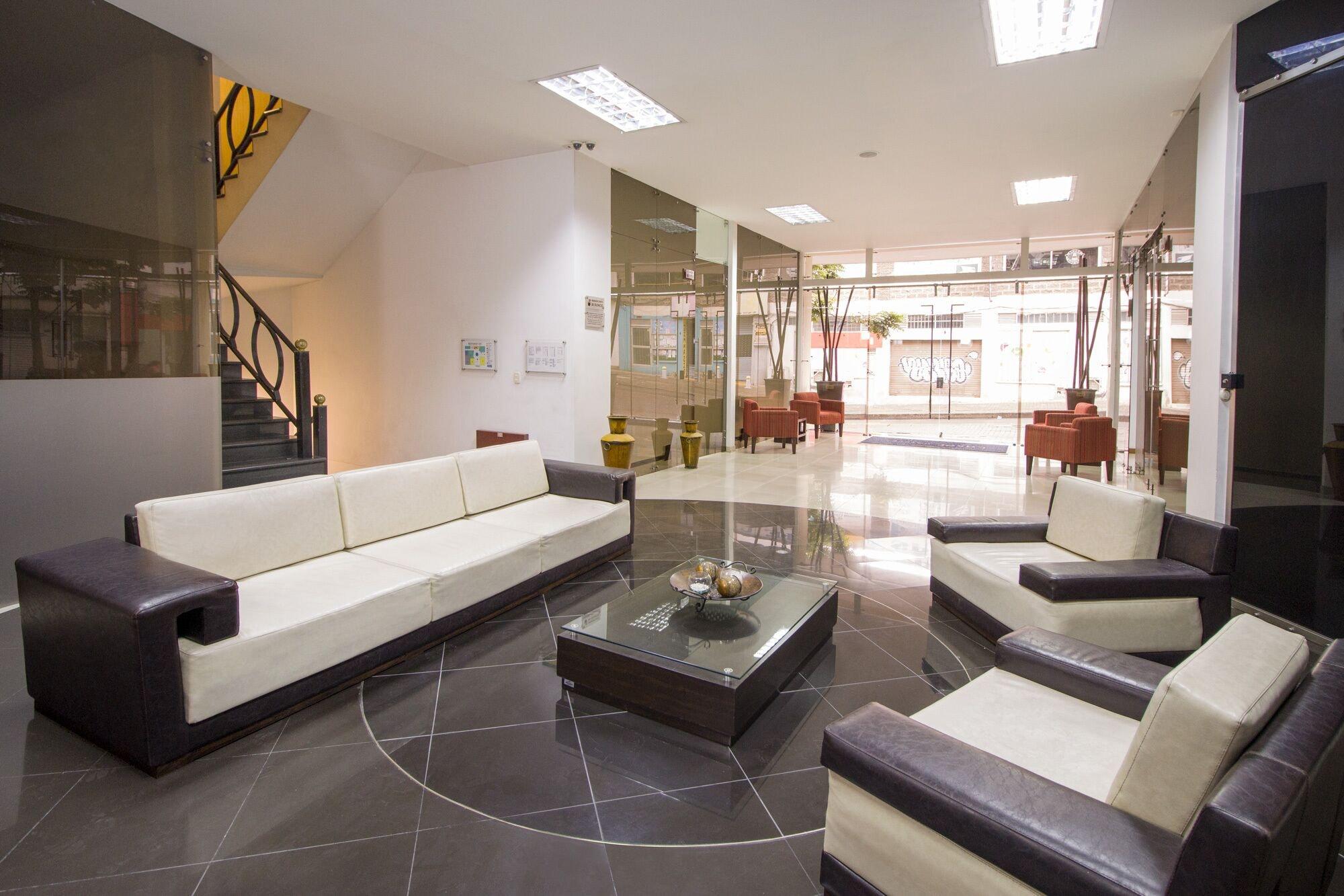 Vista Lobby Hotel Luxor Plaza Pereira