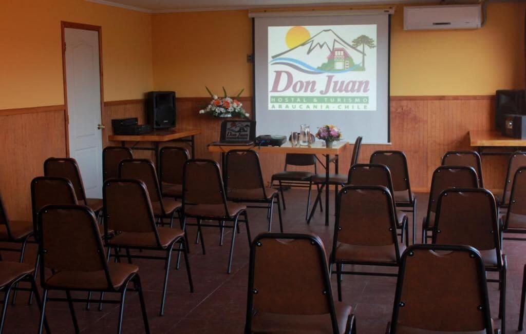 Sala de Reuniones Hostal & Cabañas Don Juan